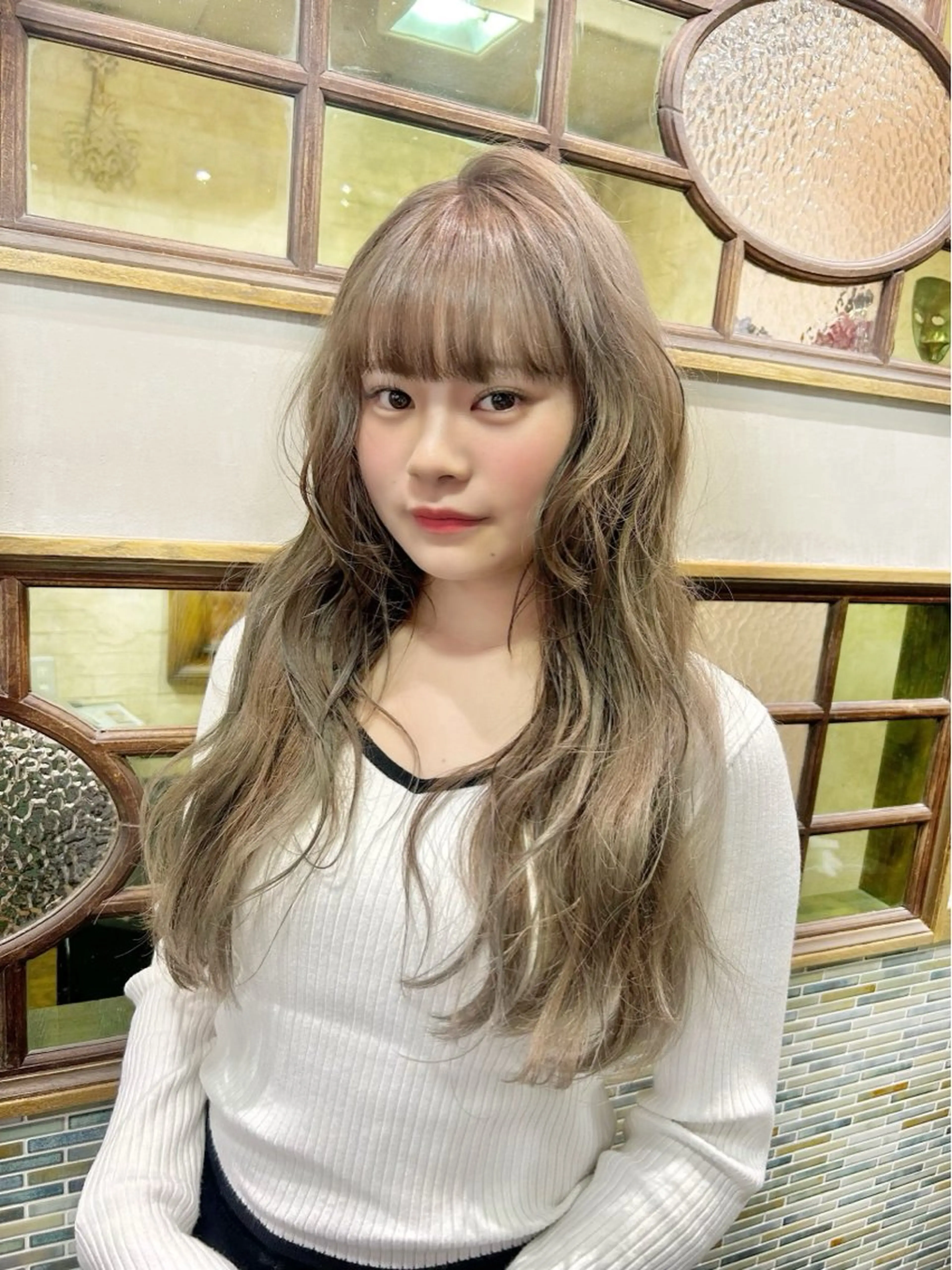 ロング カット ヘアカラー トリートメント L STUDIO所属・ハイトーン/ブリーチ 🧁soraのヘアスタイル