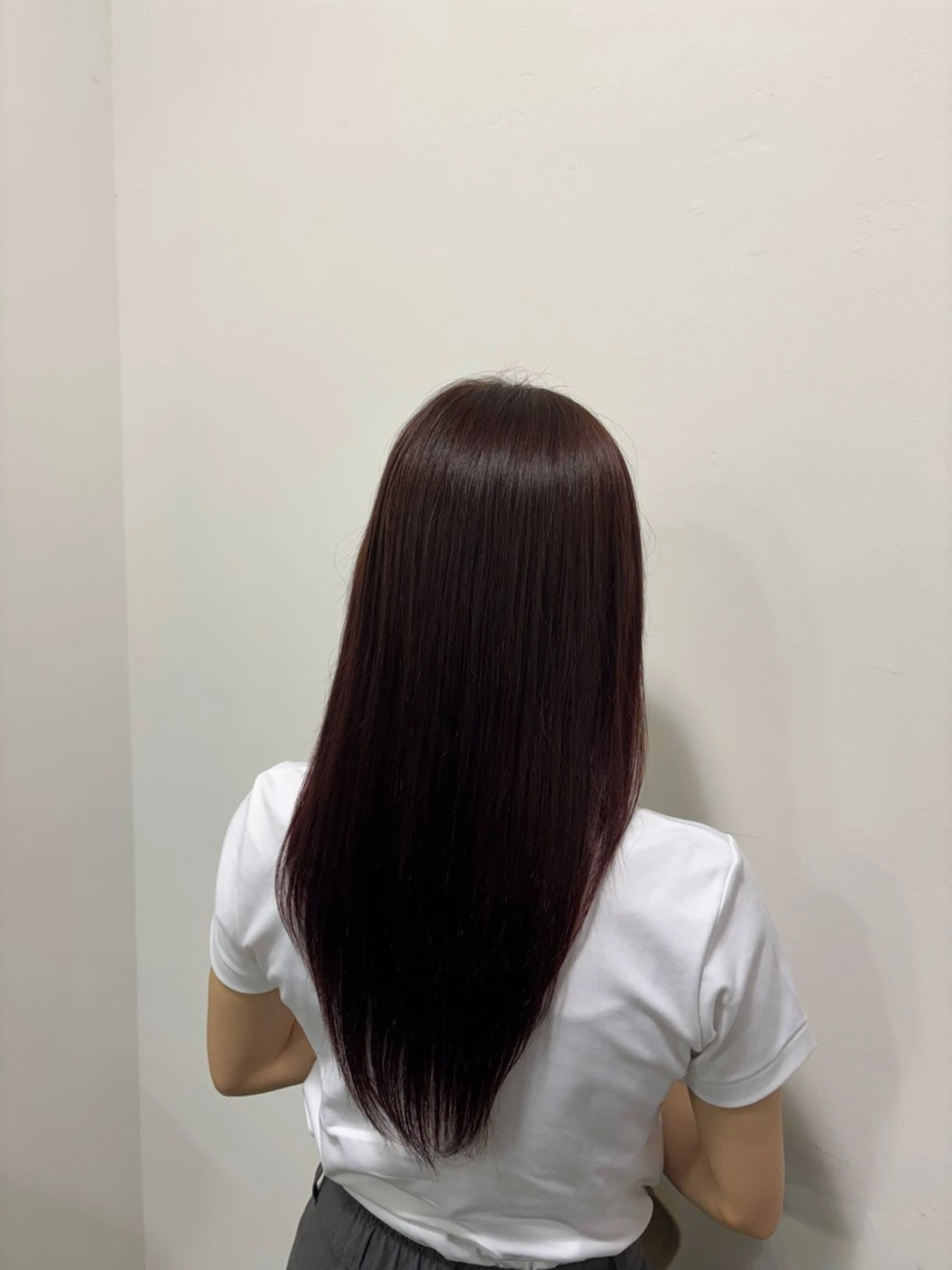 ロング カラー ブリーチ ブリーチなしカラー レッドカラー ヘアカラー 小嶋 咲輝のヘアスタイル