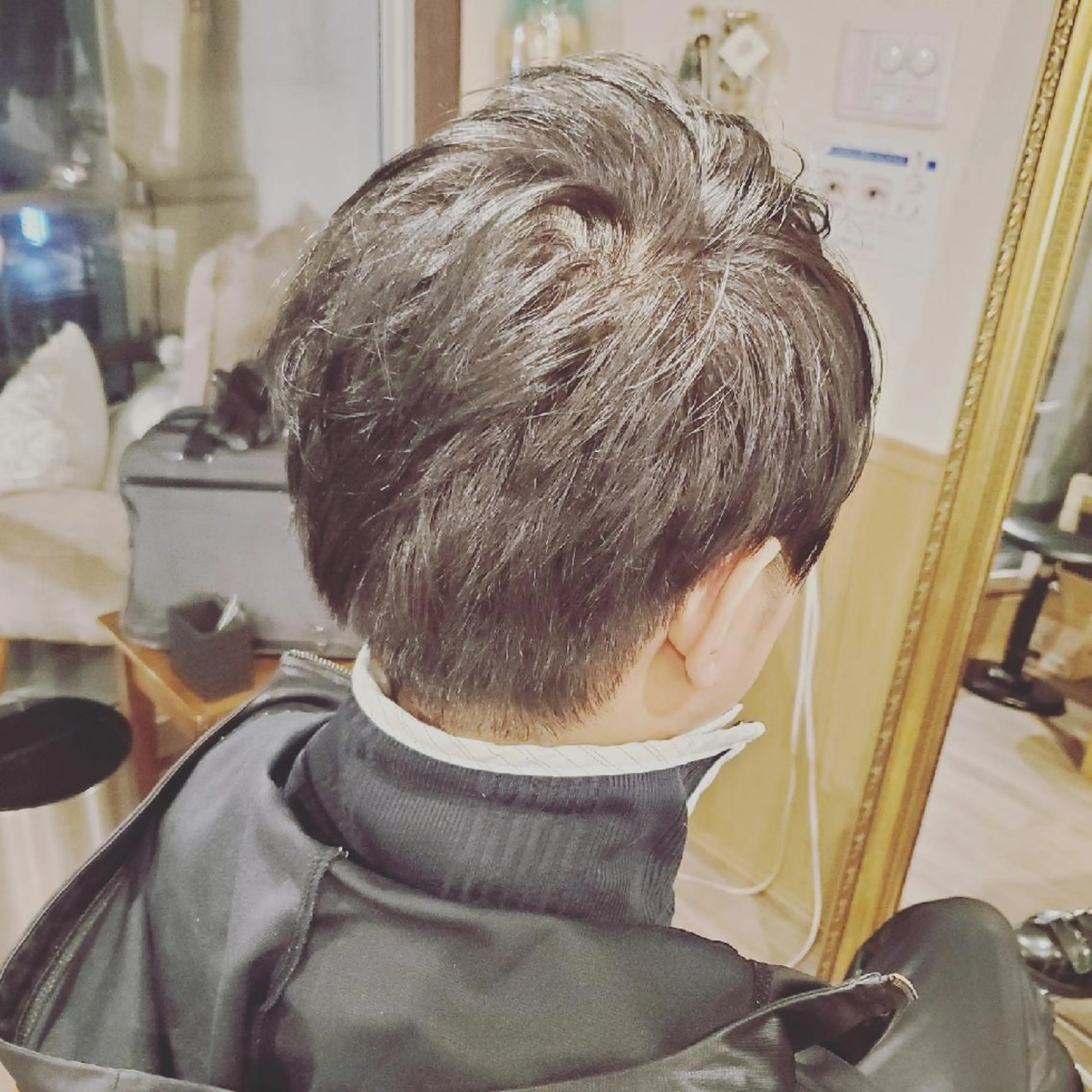 カラー ショート メンズ メンズブリーチ アディクシーカラー ブリーチ イルミナカラー 外国人風カラー カット ヘアカラー トリートメント spa hair  ark 富井直美のヘアスタイル