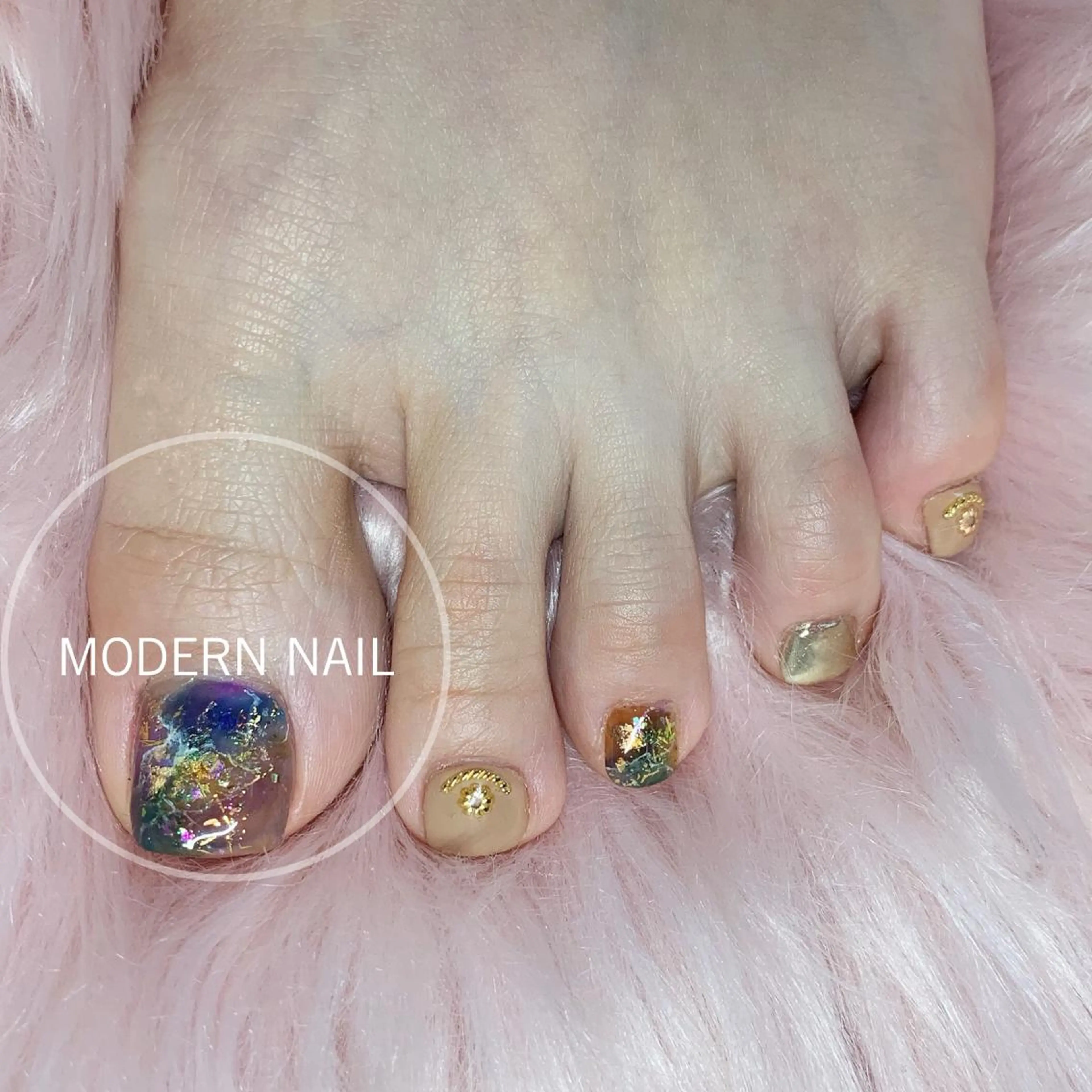 ネイル アートネイル フットネイル ミラーネイル 小川 玲奈のネイルデザイン