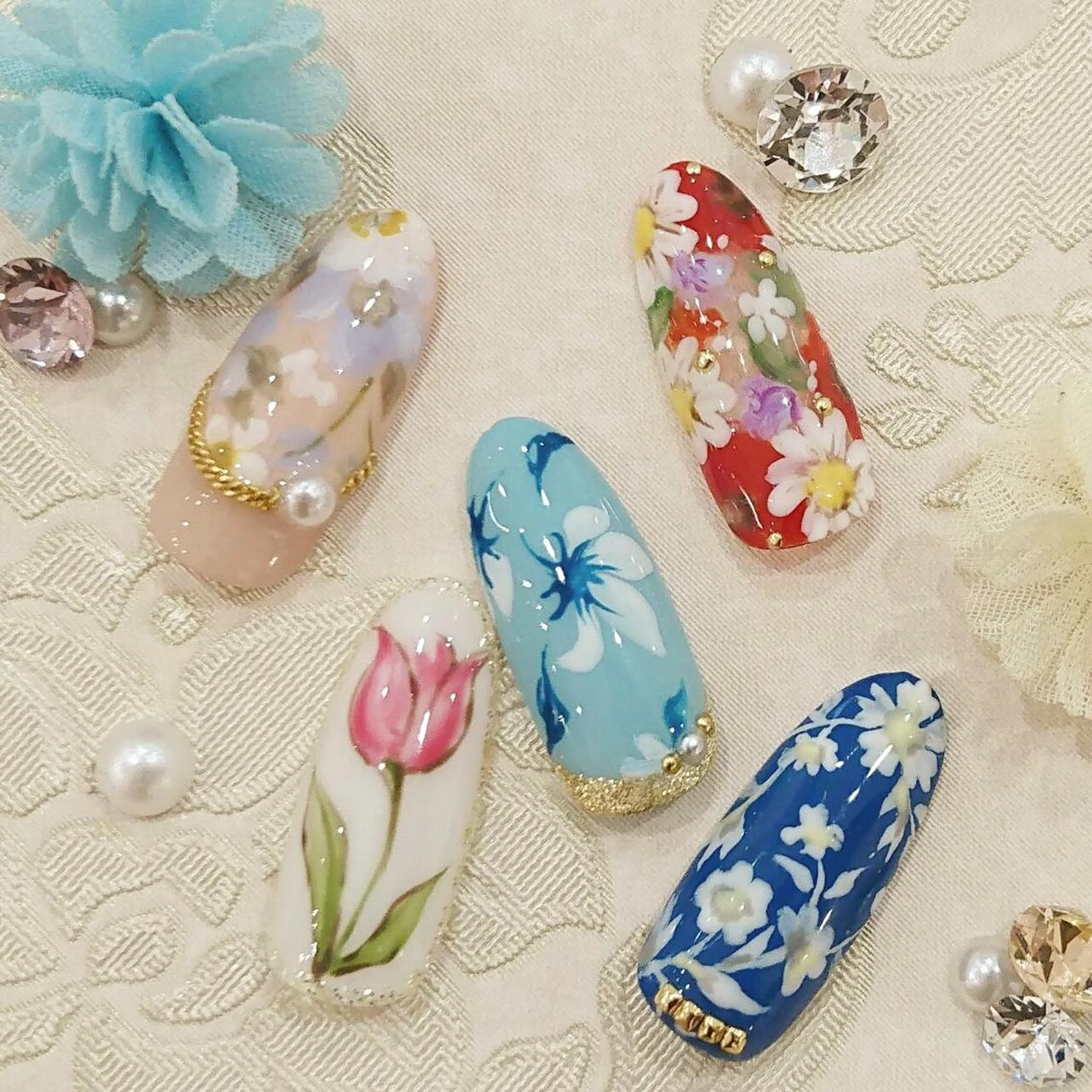 ネイル nailstudio ′ecole所属・nailstudio ′ecoleのネイルデザイン