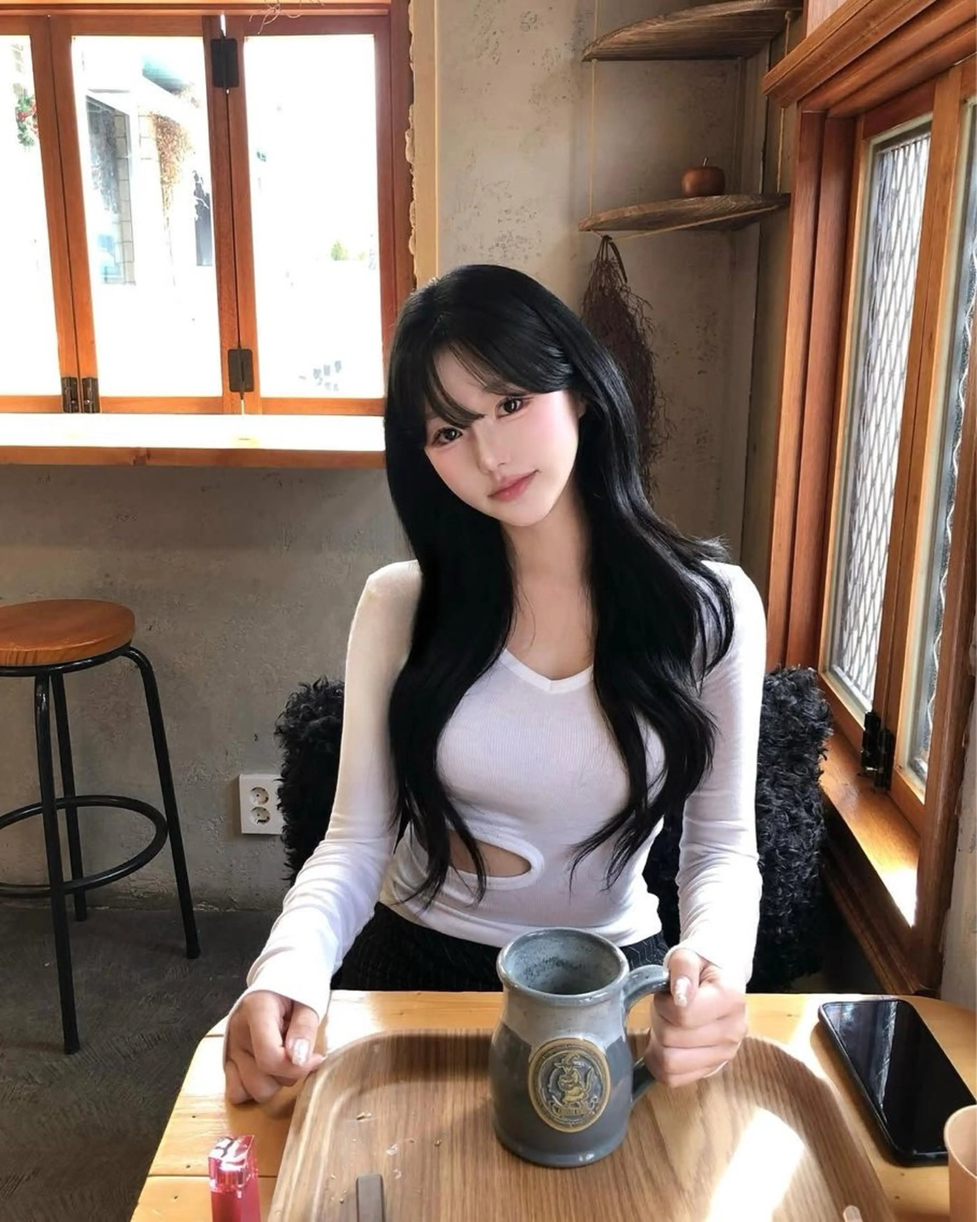 ロング カラー カット ヘアカラー トリートメント 莉乃/縮毛矯正/髪質 改善/艶カラーのヘアスタイル