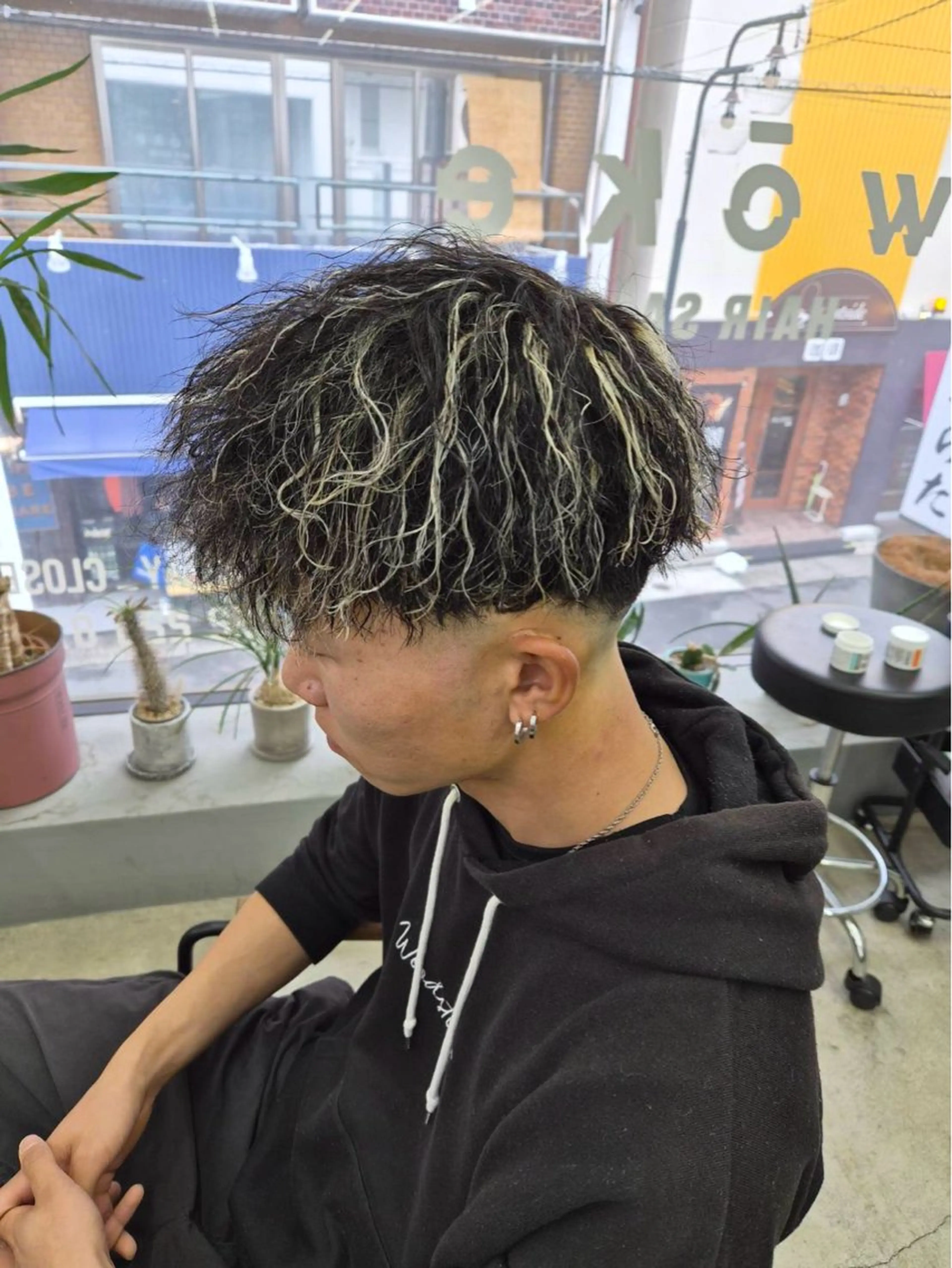 ショート パーマ メンズ カット パーマ メンズ専門サロン wokeのヘアスタイル