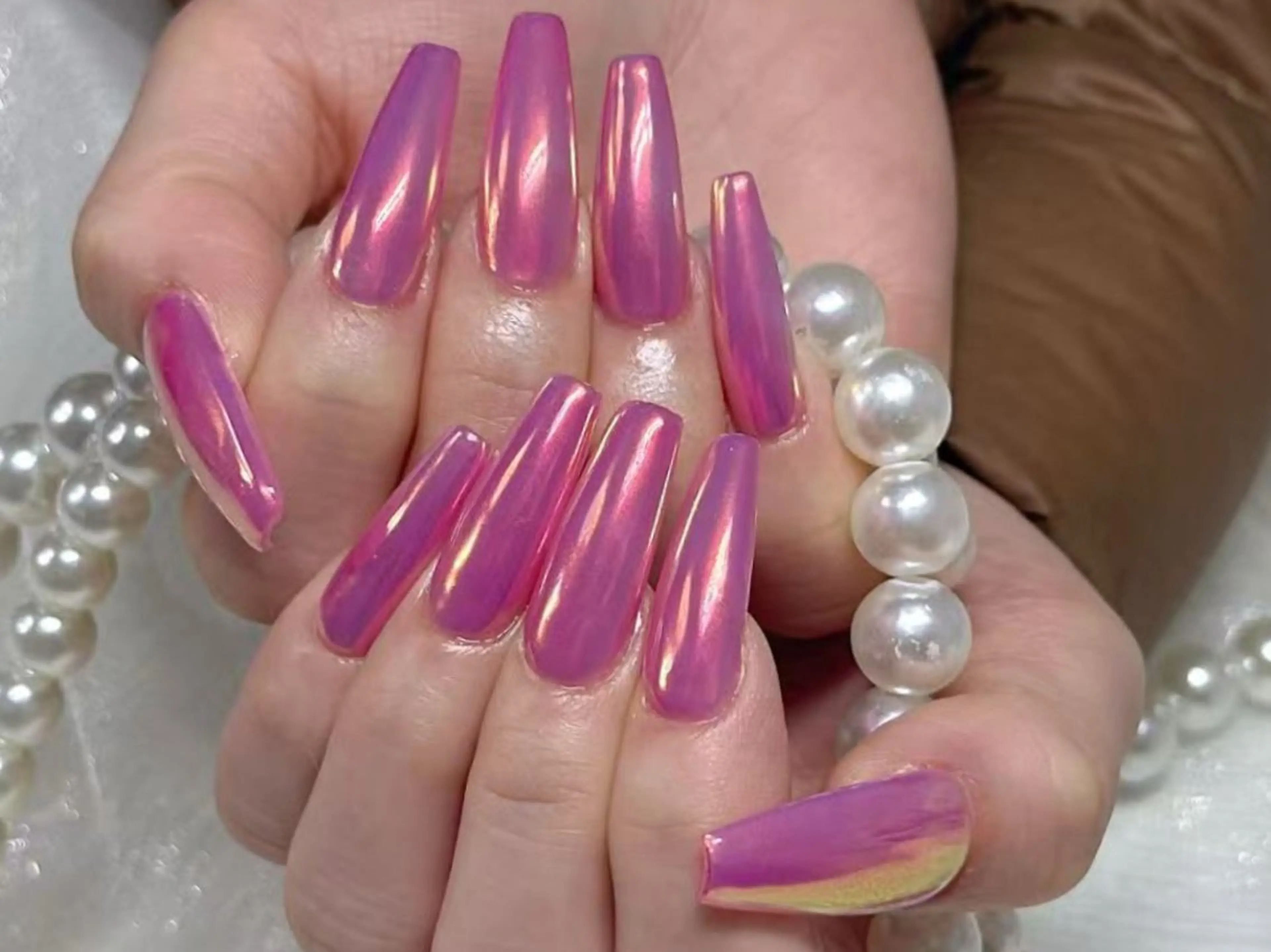 ネイル ミラーネイル か な🧚‍♀️のネイルデザイン