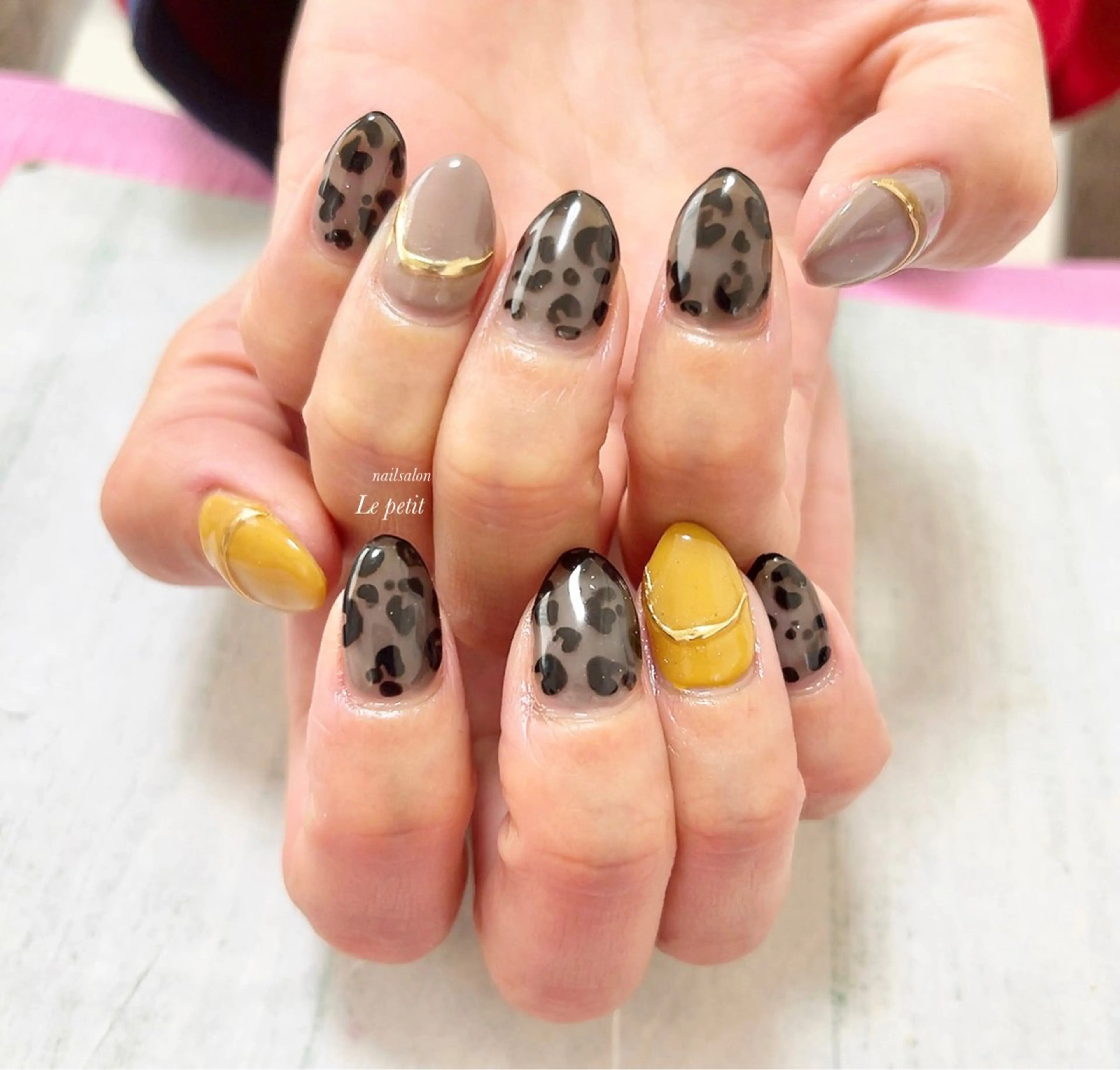 ネイル 石野 広佳のネイルデザイン