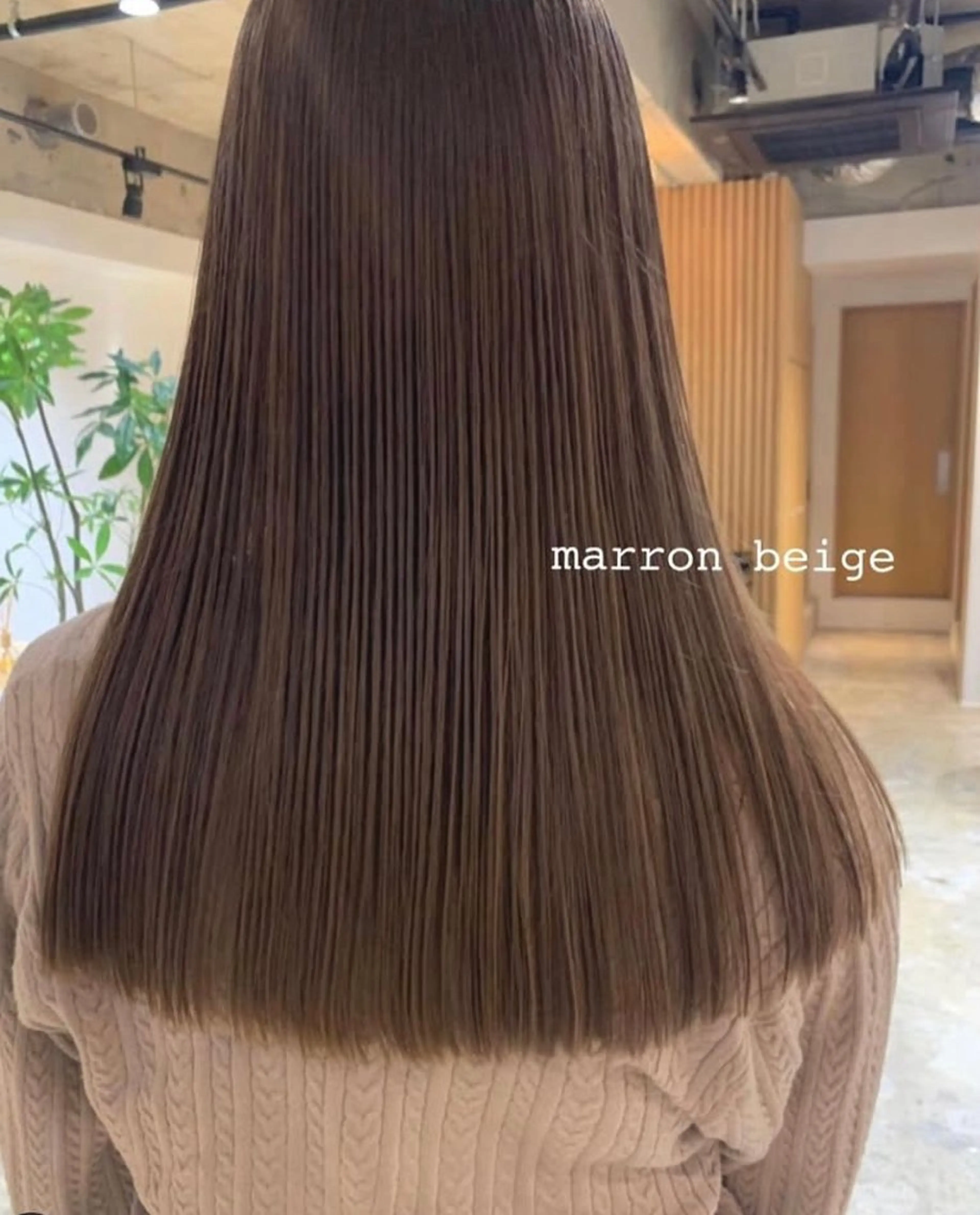 ロング 透明感カラ️ー☆ NEONAのヘアスタイル