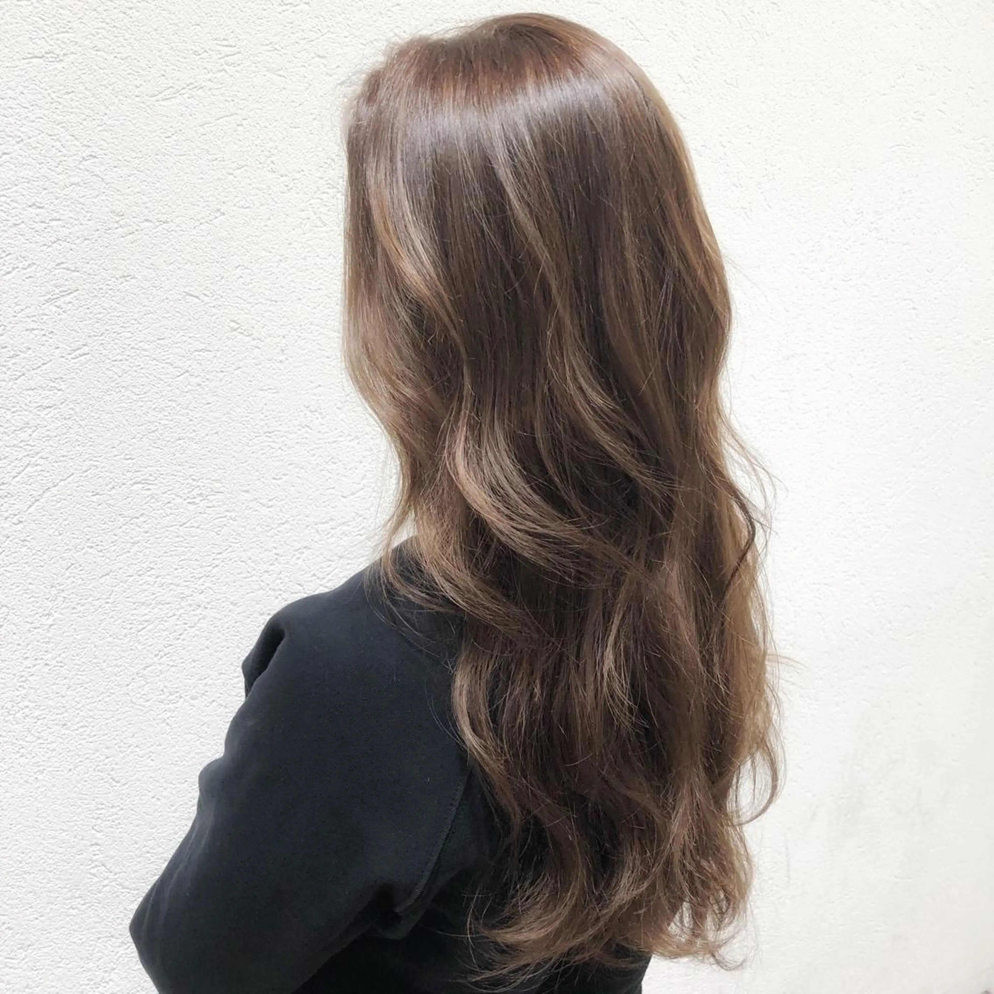 ロング カラー biscohair 髪にドラマを。のヘアスタイル