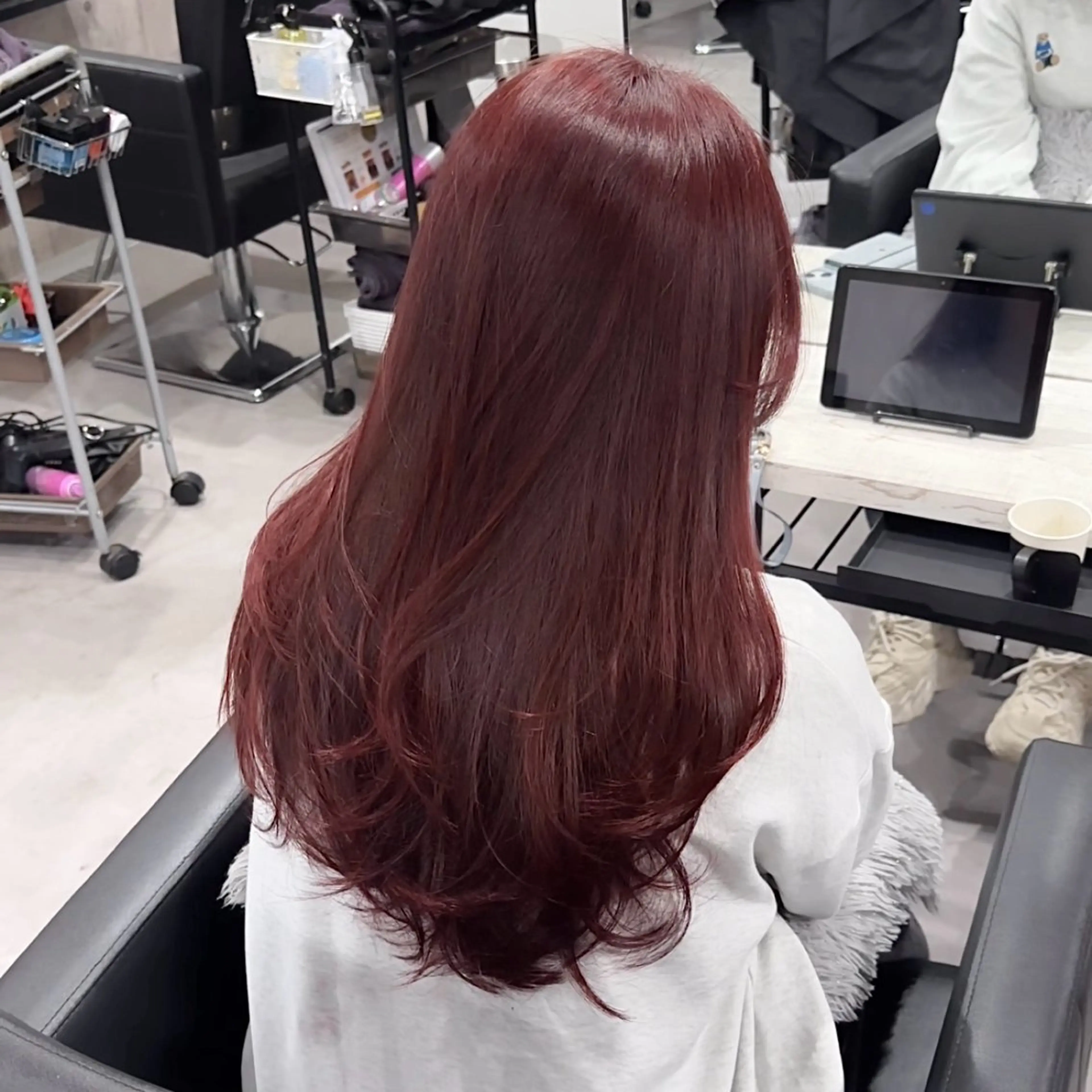 ロング カラー ブリーチ ダブルカラー ブリーチなしカラー 韓国風ヘア レイヤーカット _WHITE +南海難波所属・YUMI YUMIのヘアスタイル