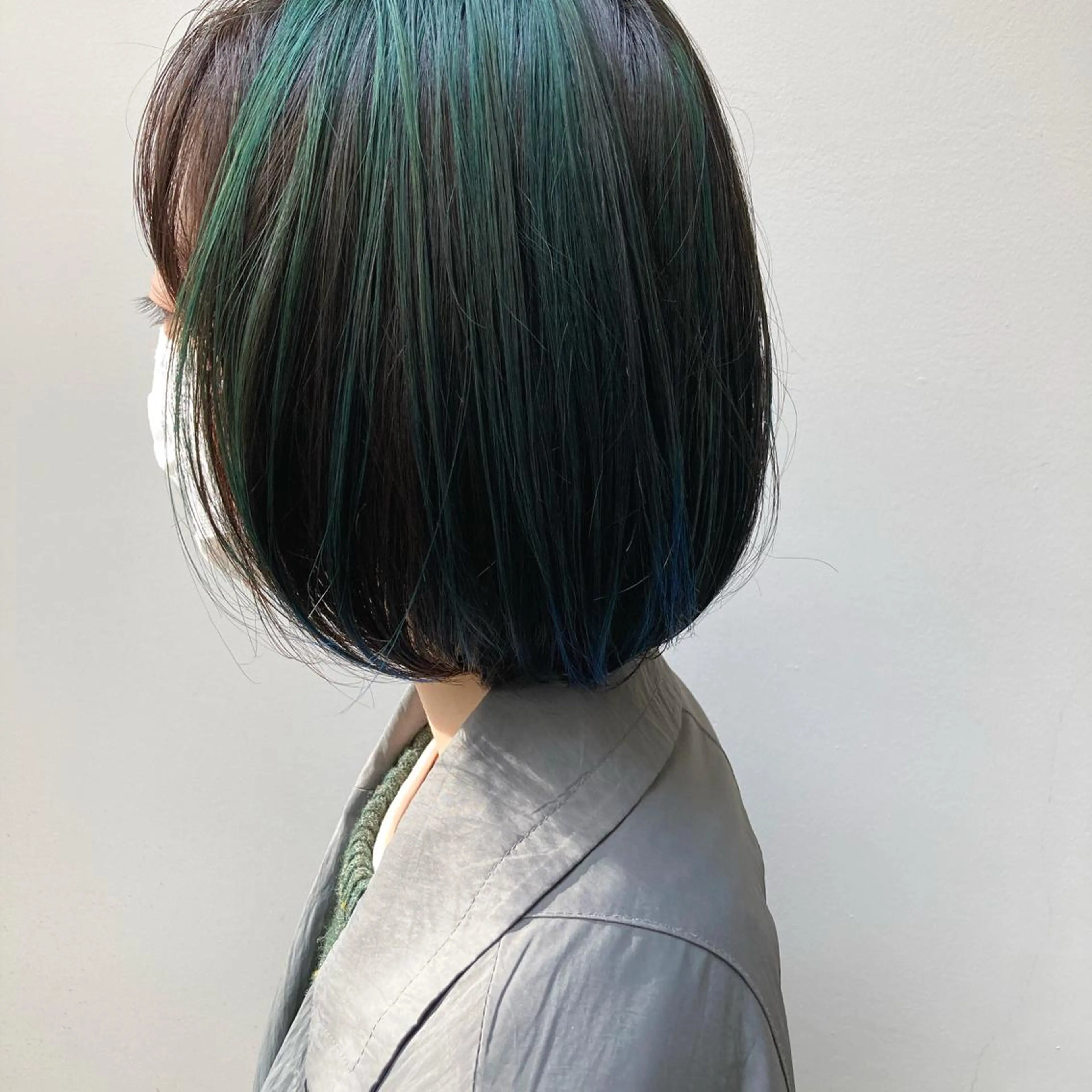 ショート ボブ ハイライト 佐藤 旭のヘアスタイル