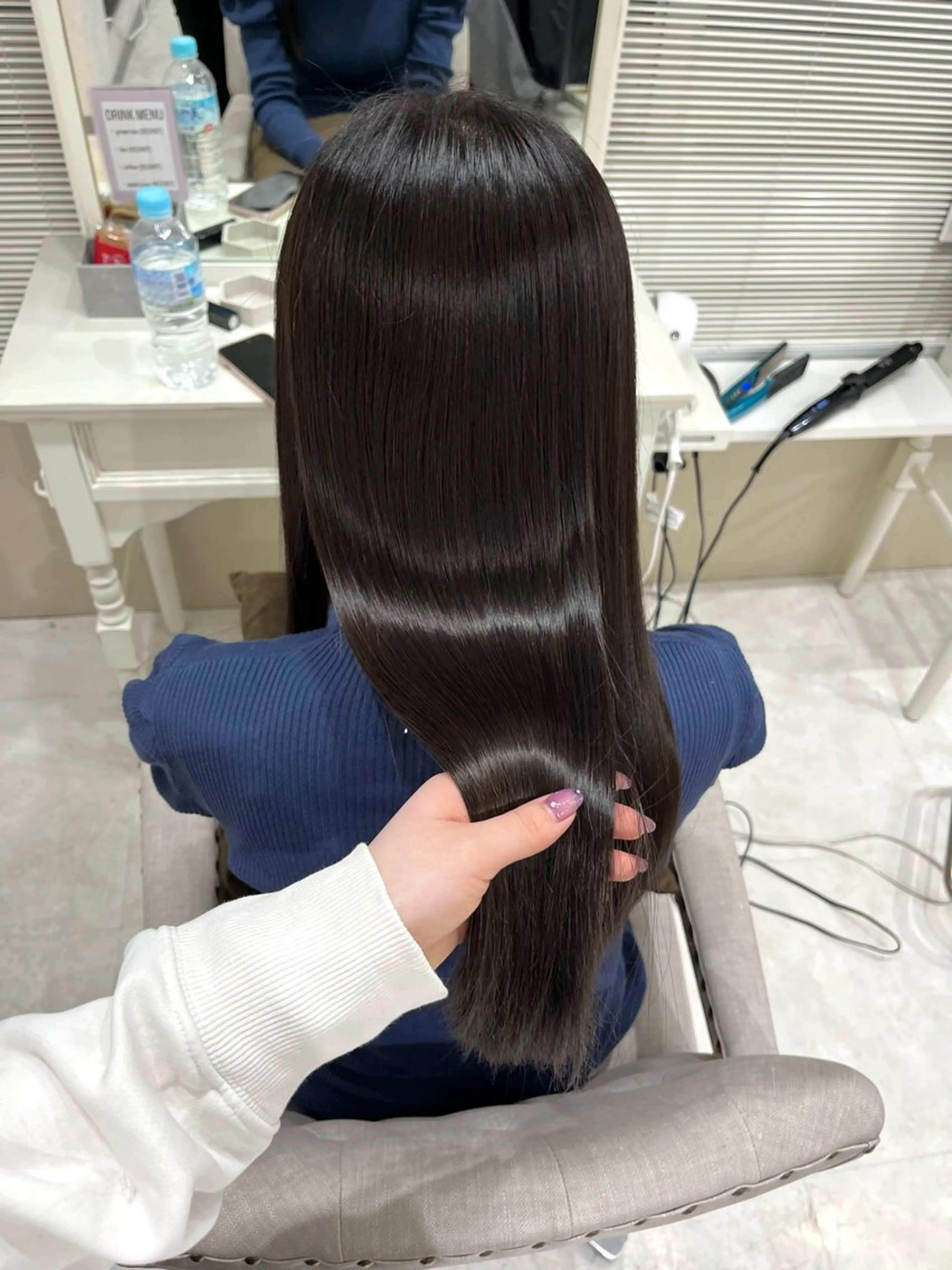 ロング カット ヘアカラー 縮毛矯正 トリートメント 酸性縮毛矯正 Coreすずのヘアスタイル