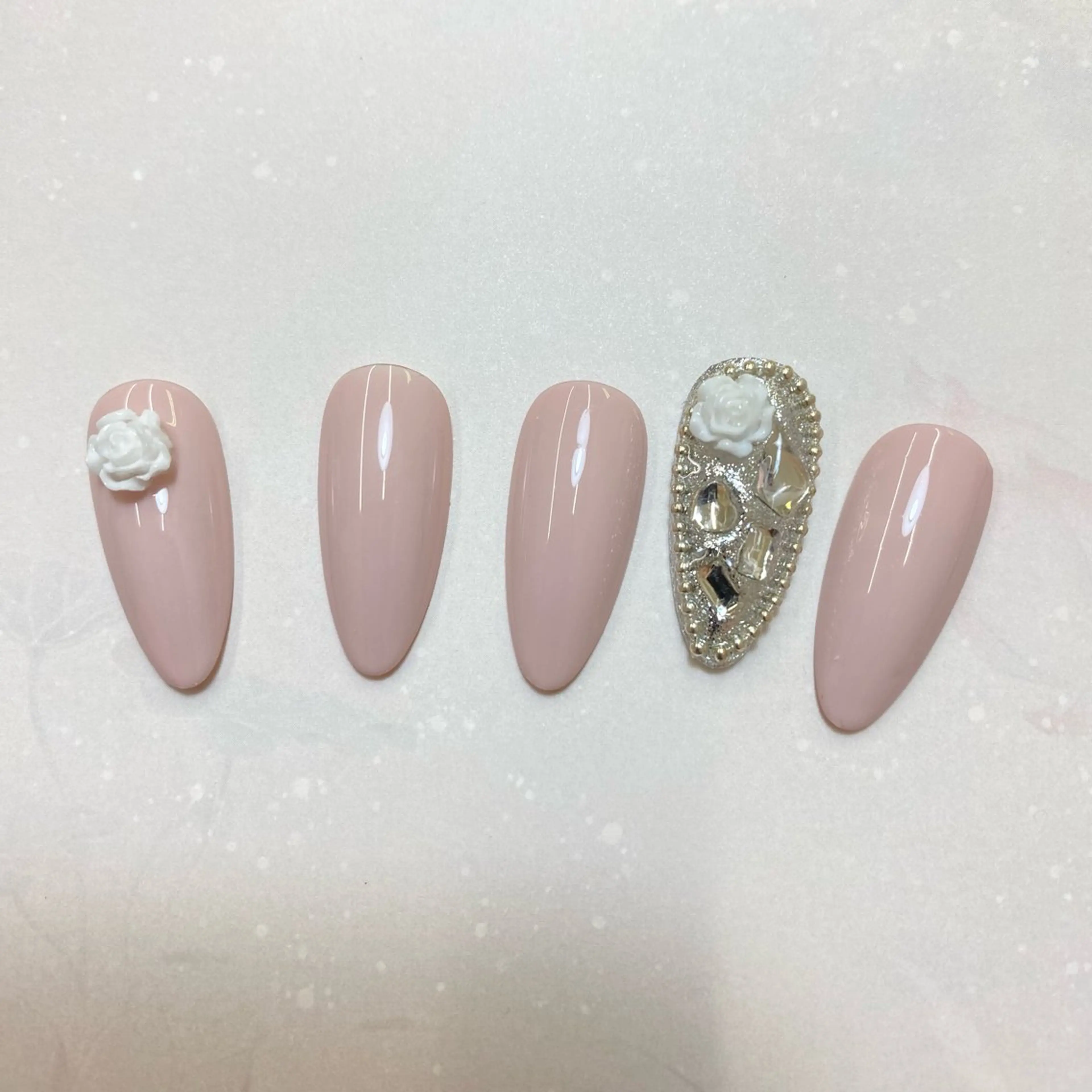 ネイル ハンドネイル AngelChris ビューティーサロン琳のネイルデザイン