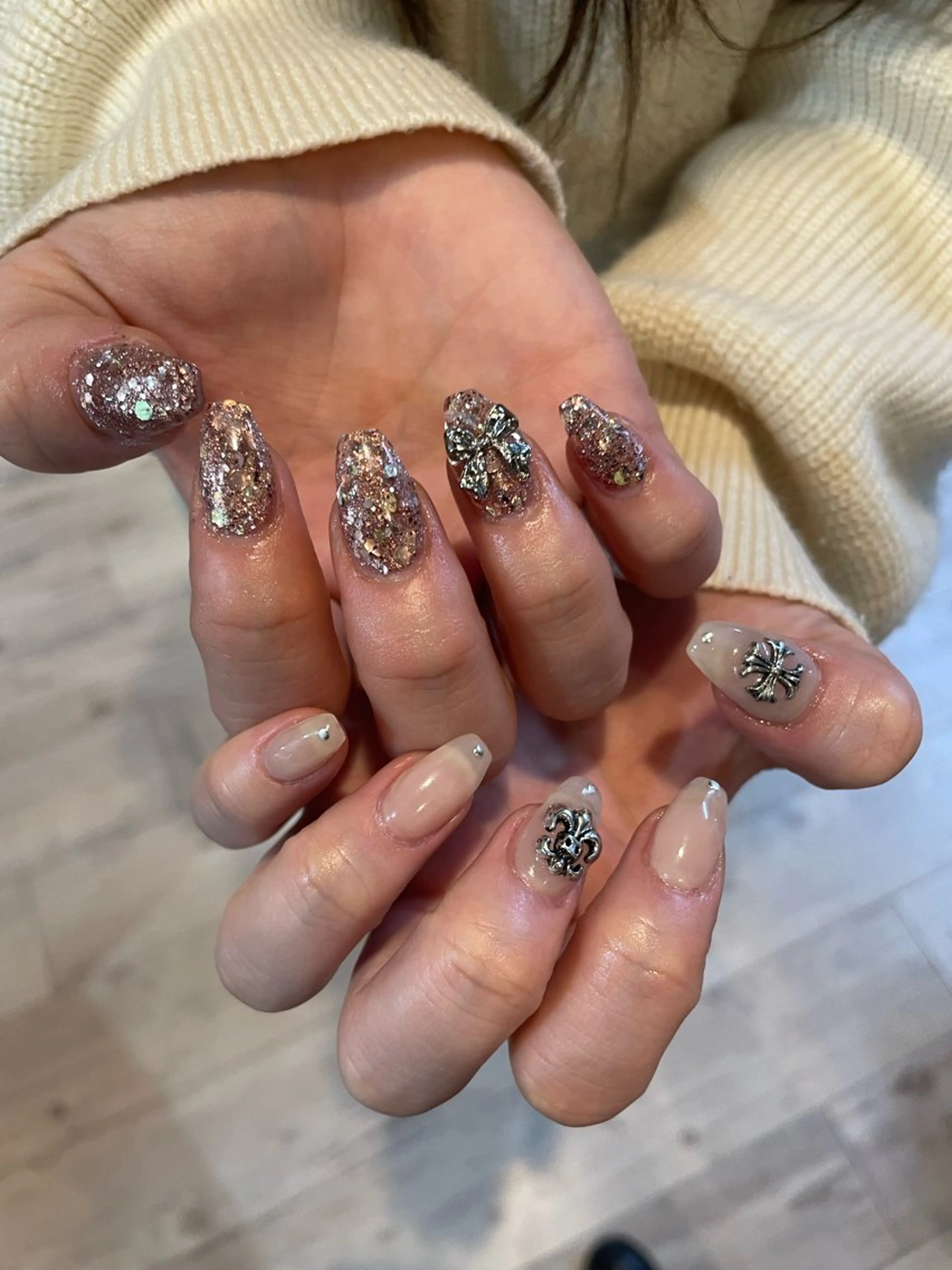 ネイル Lily Beauty天神西通り店所属・坂田 美生のネイルデザイン