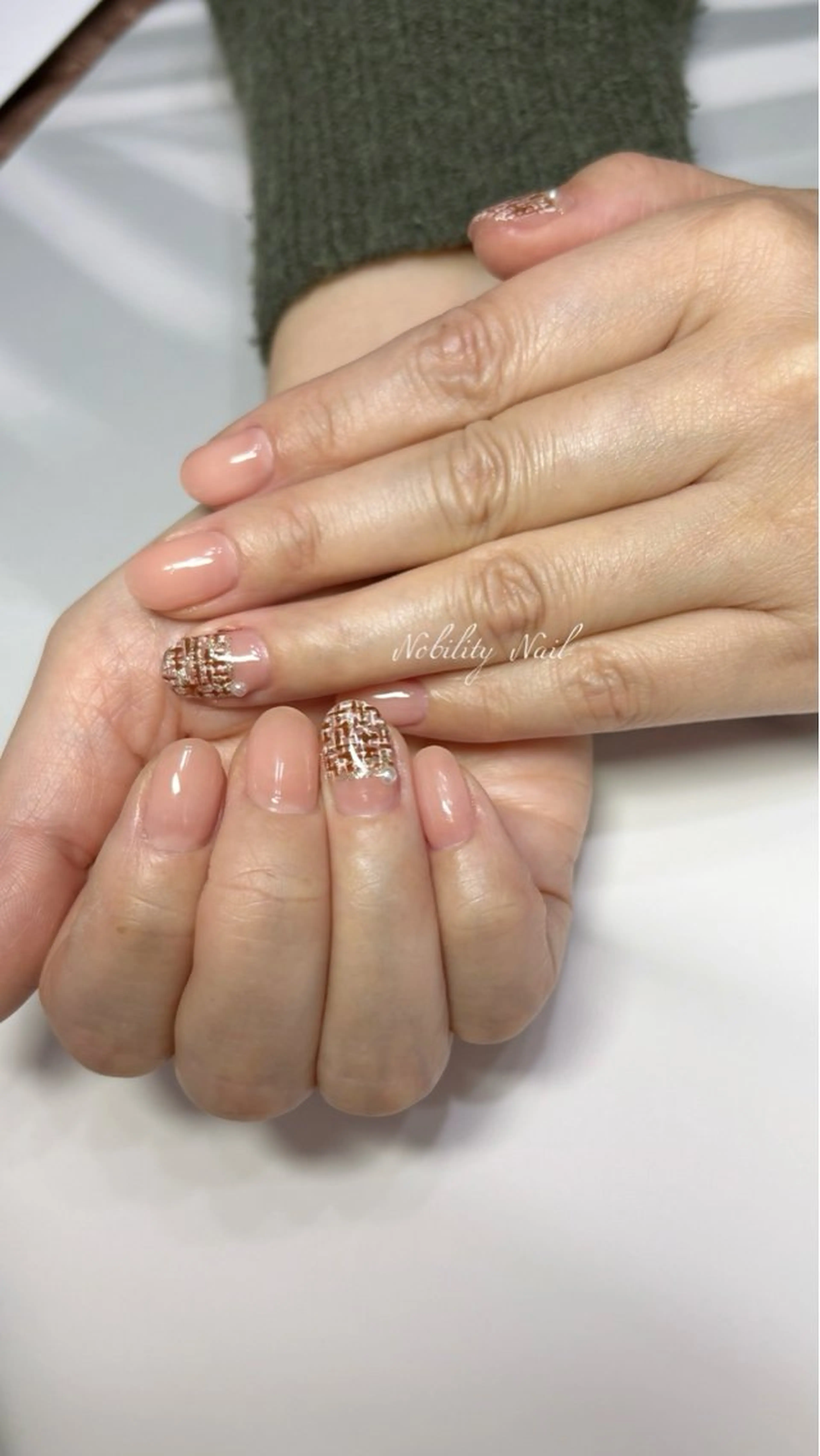 ネイル シンプルネイル ツイードネイル ネイルサロンNobilityNail所属・風口 麻由子のネイルデザイン
