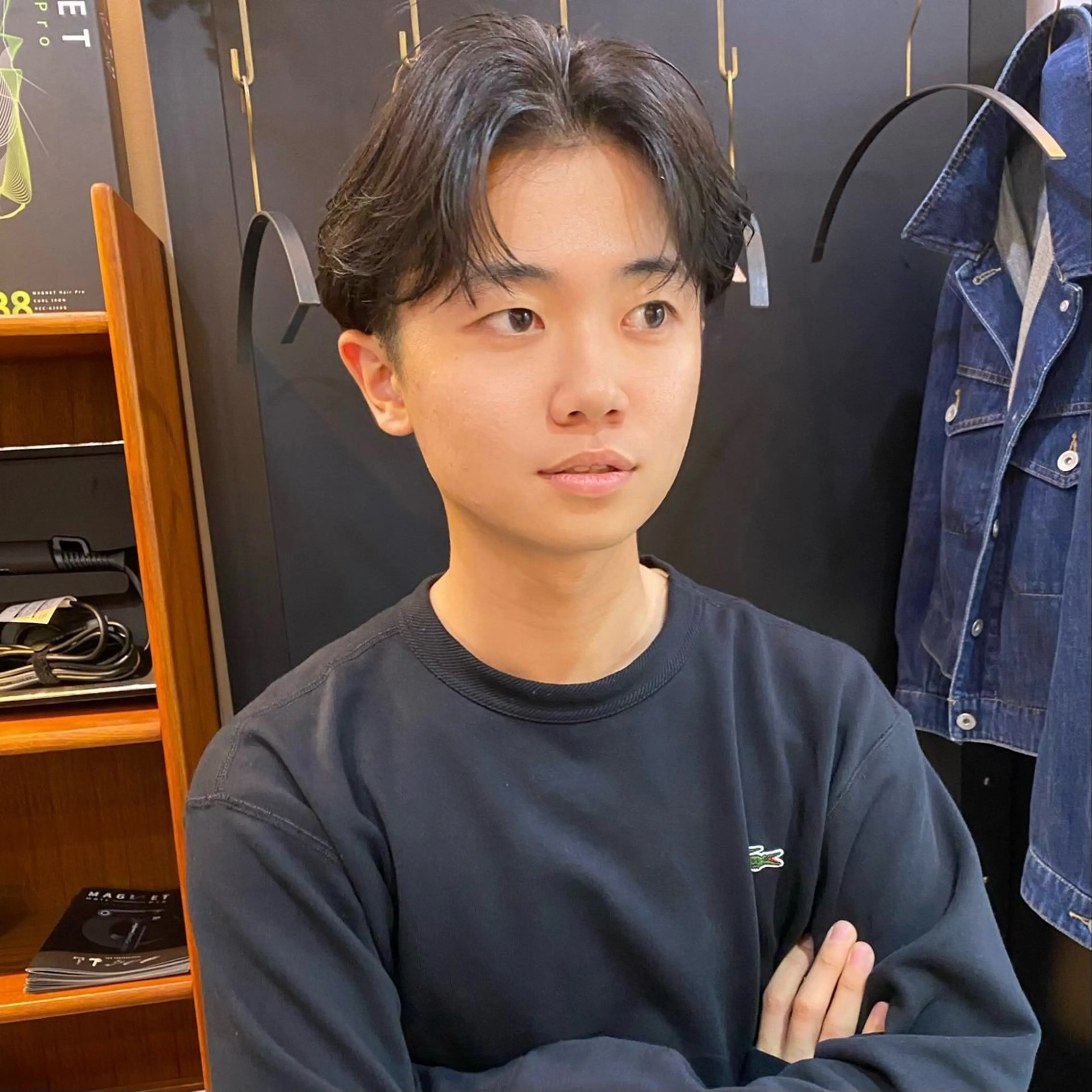 ショート メンズ センターパート ダウンパーマ 【sity.ザイク】のヘアスタイル