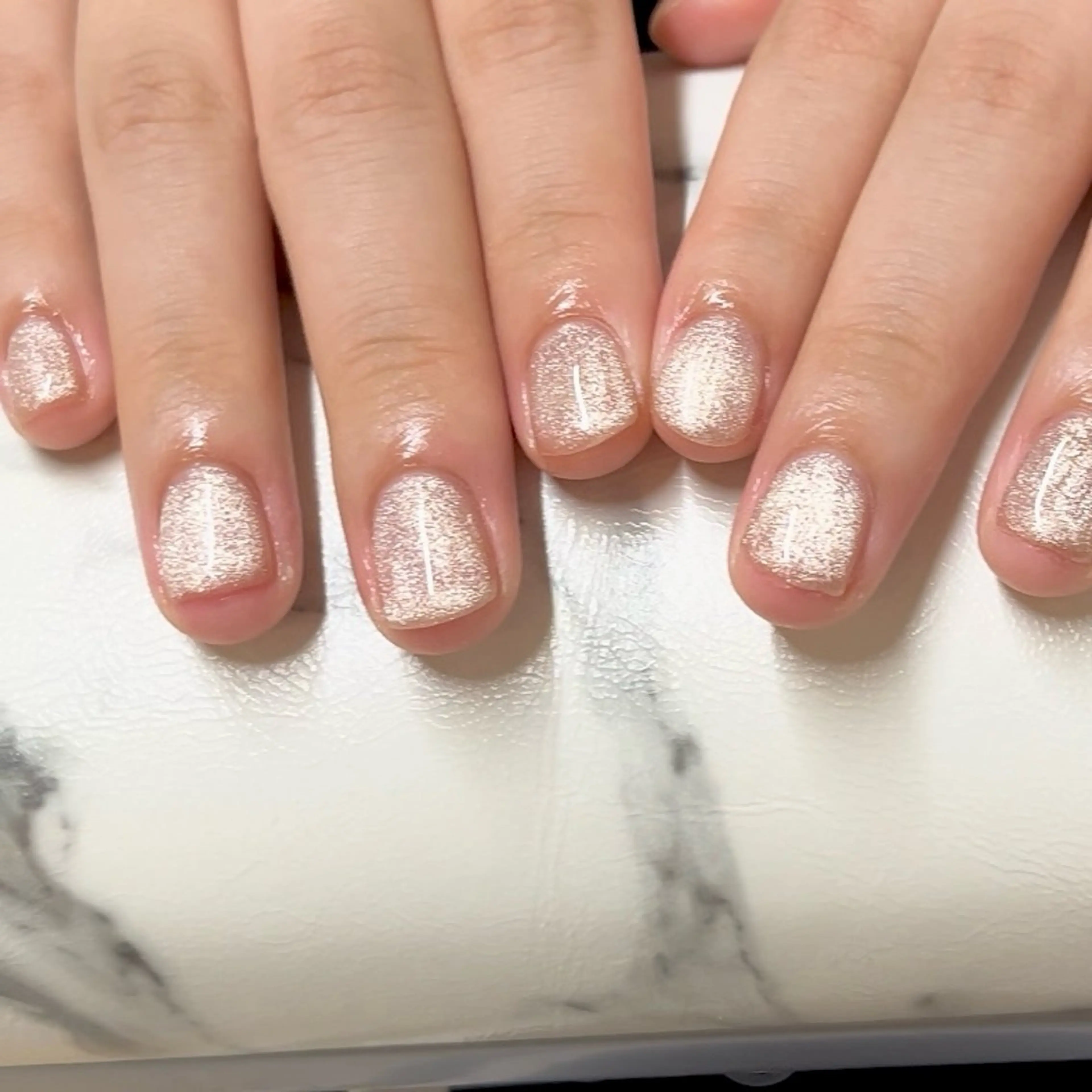 ネイル nail.u所属・テルイ ユウのネイルデザイン