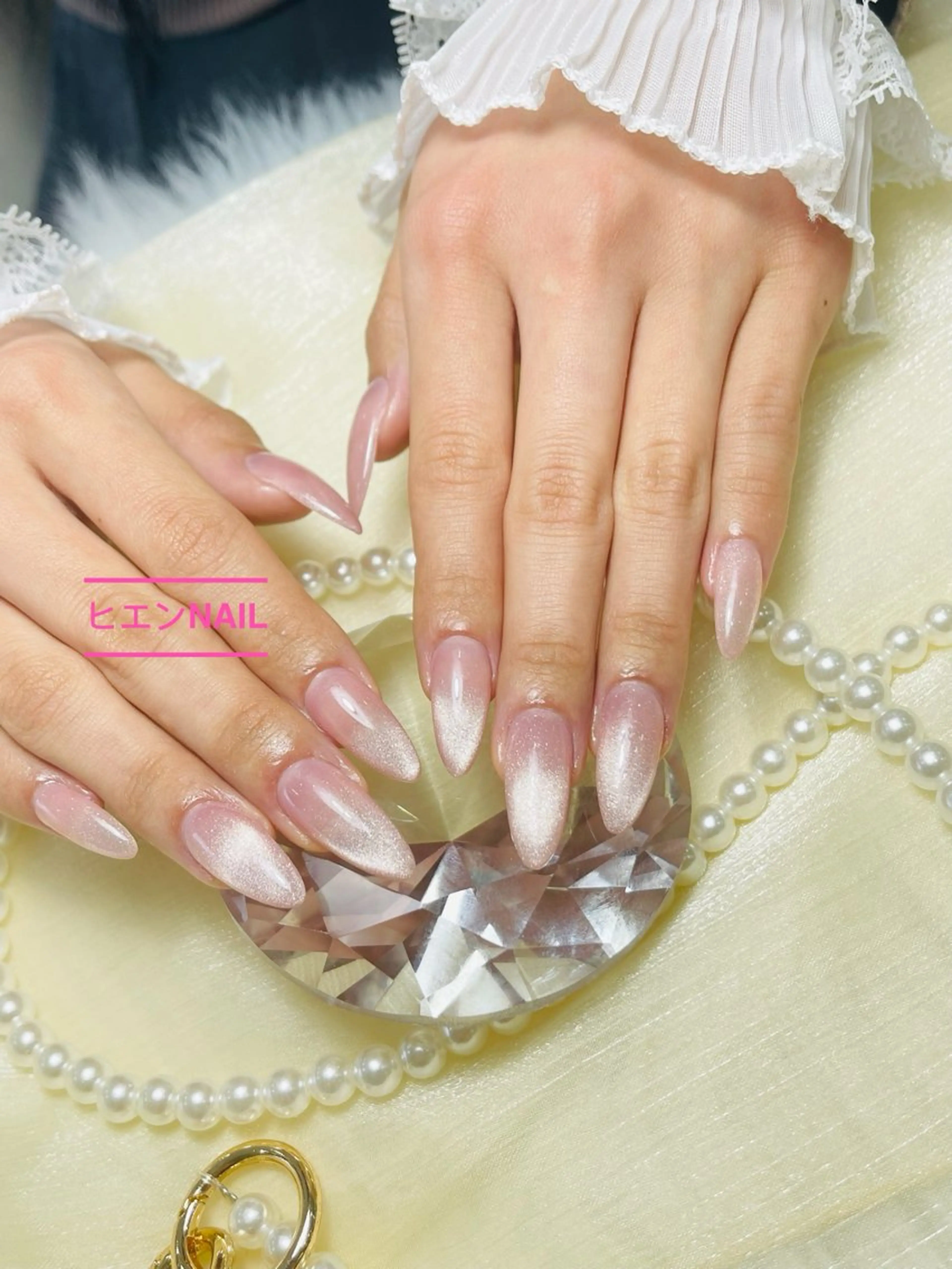 ミディアム ヒエン NAILのネイルデザイン