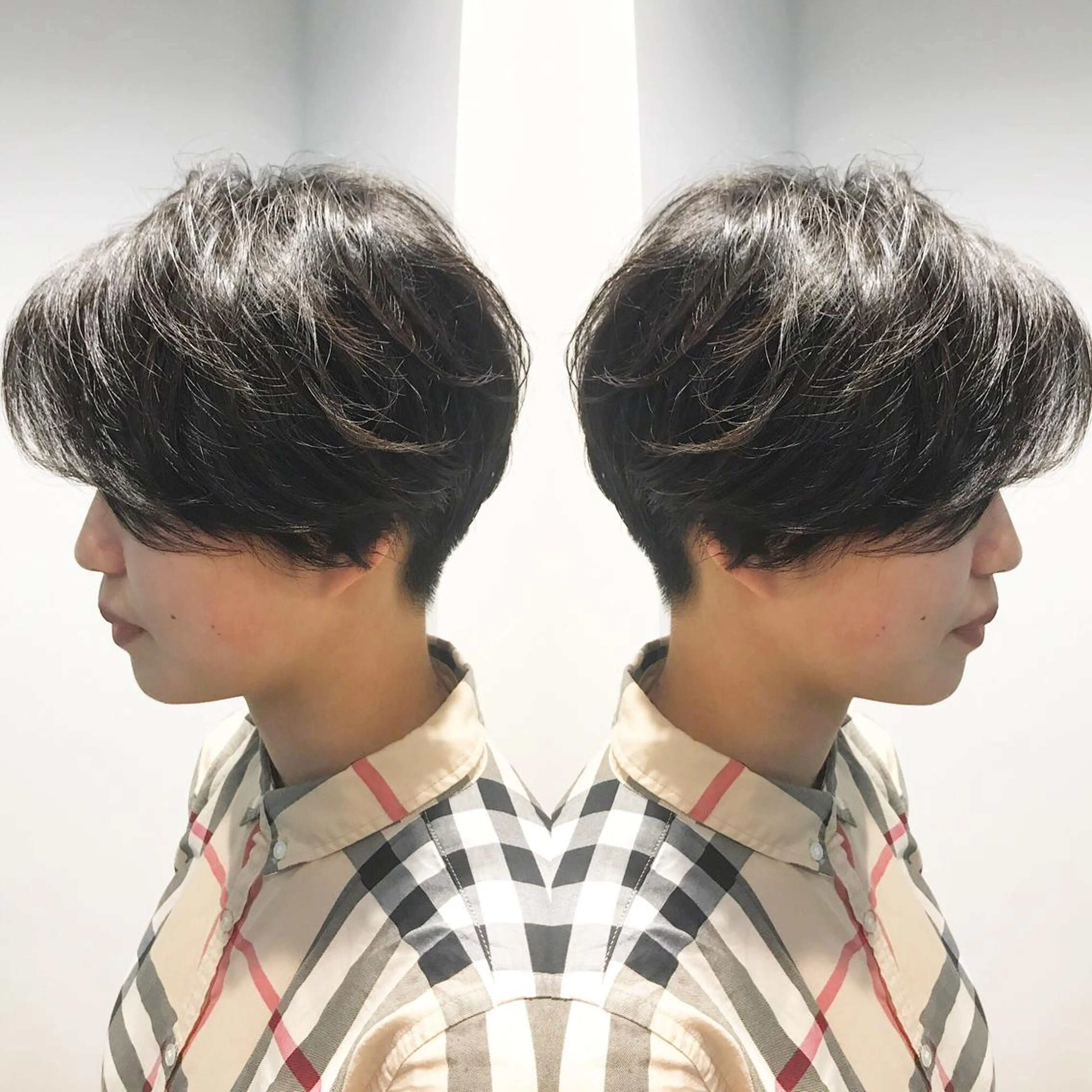 ショート ハンサムショート ショートヘア ショートヘア💫 ハイトーン西田拓馬のヘアスタイル