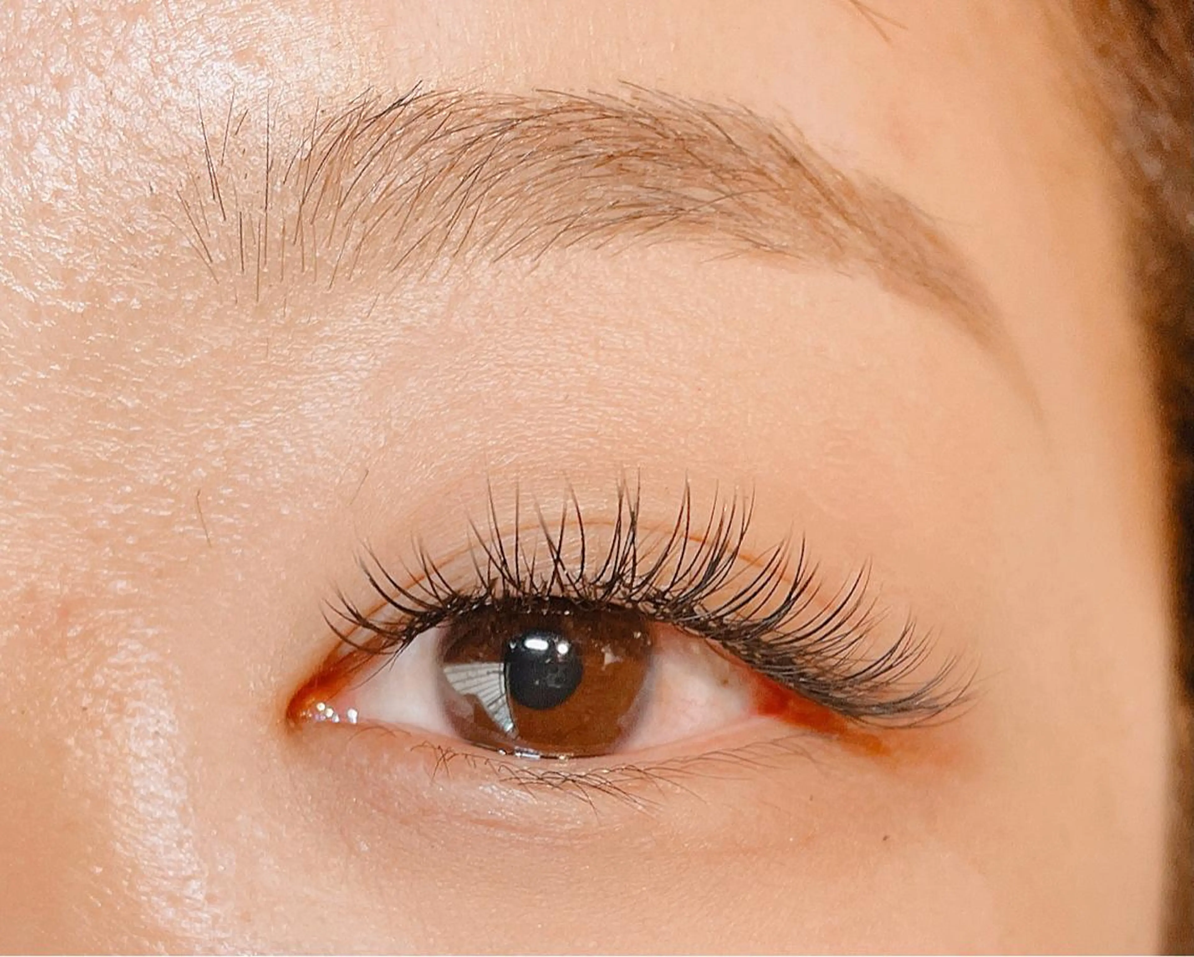 マツエク・マツパ アイブロウ popi 片岡のヘアスタイル