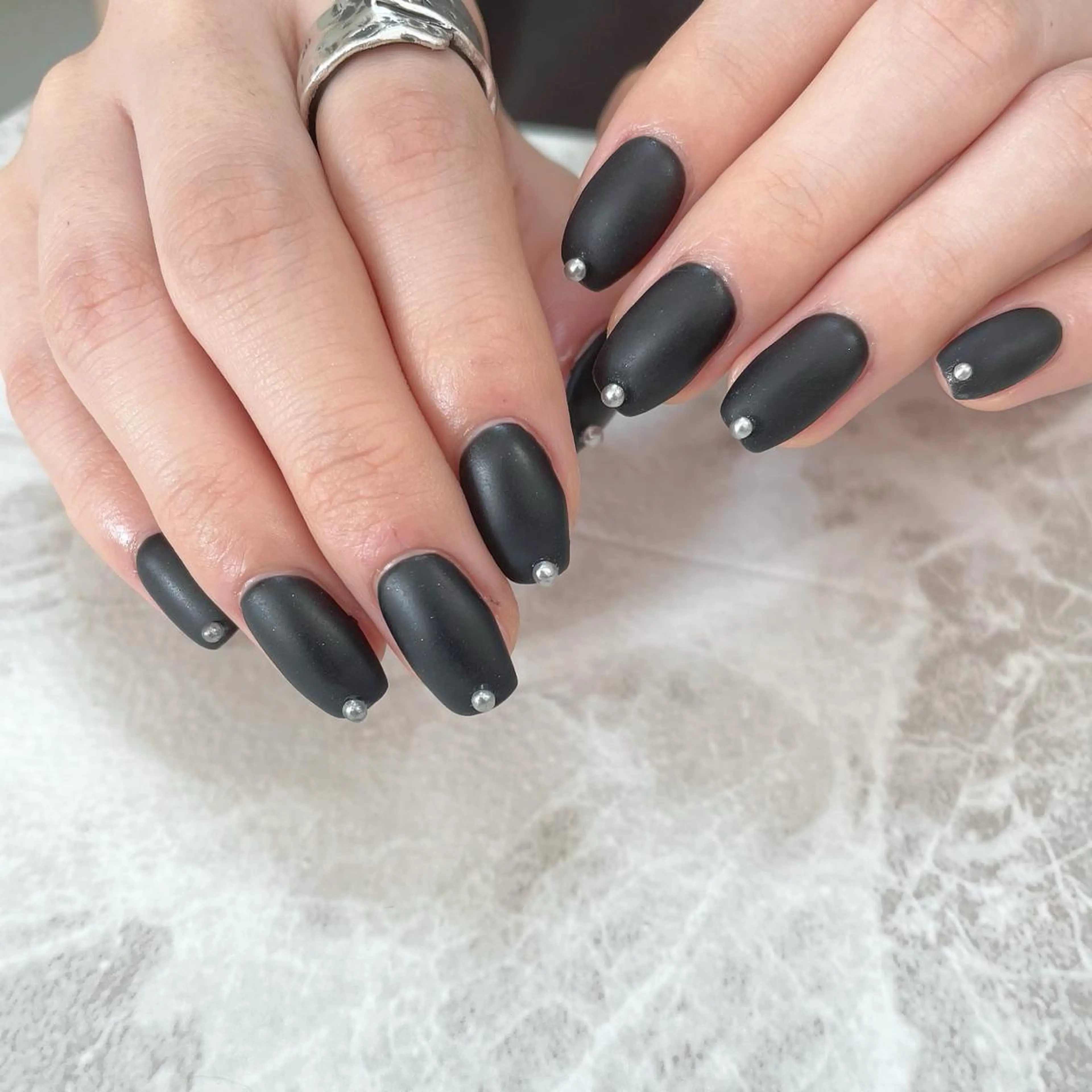 ネイル essence所属・pétit maakoのネイルデザイン