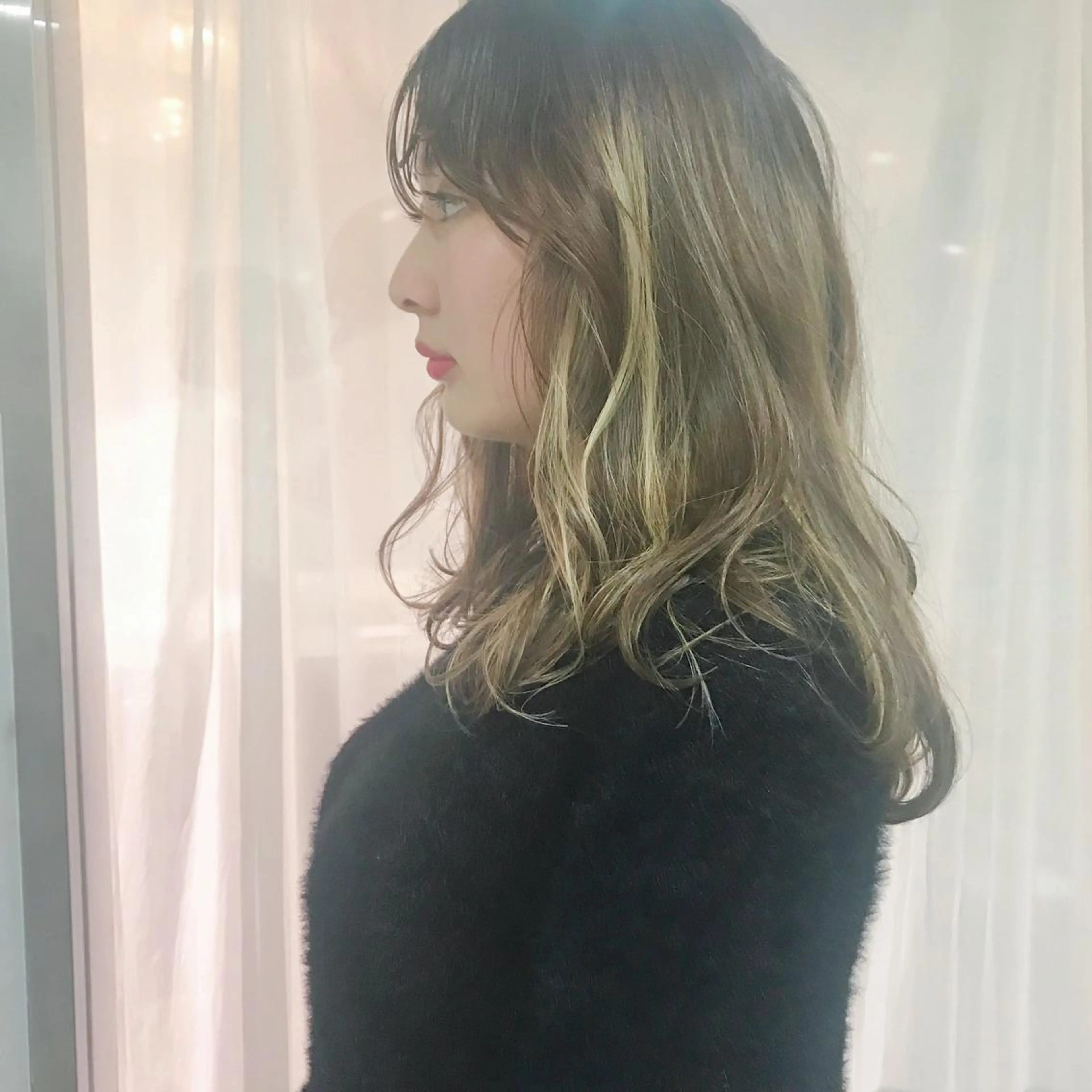 カラー 柔らかブラウン/顔周 りレイヤー♡ユウシのヘアスタイル