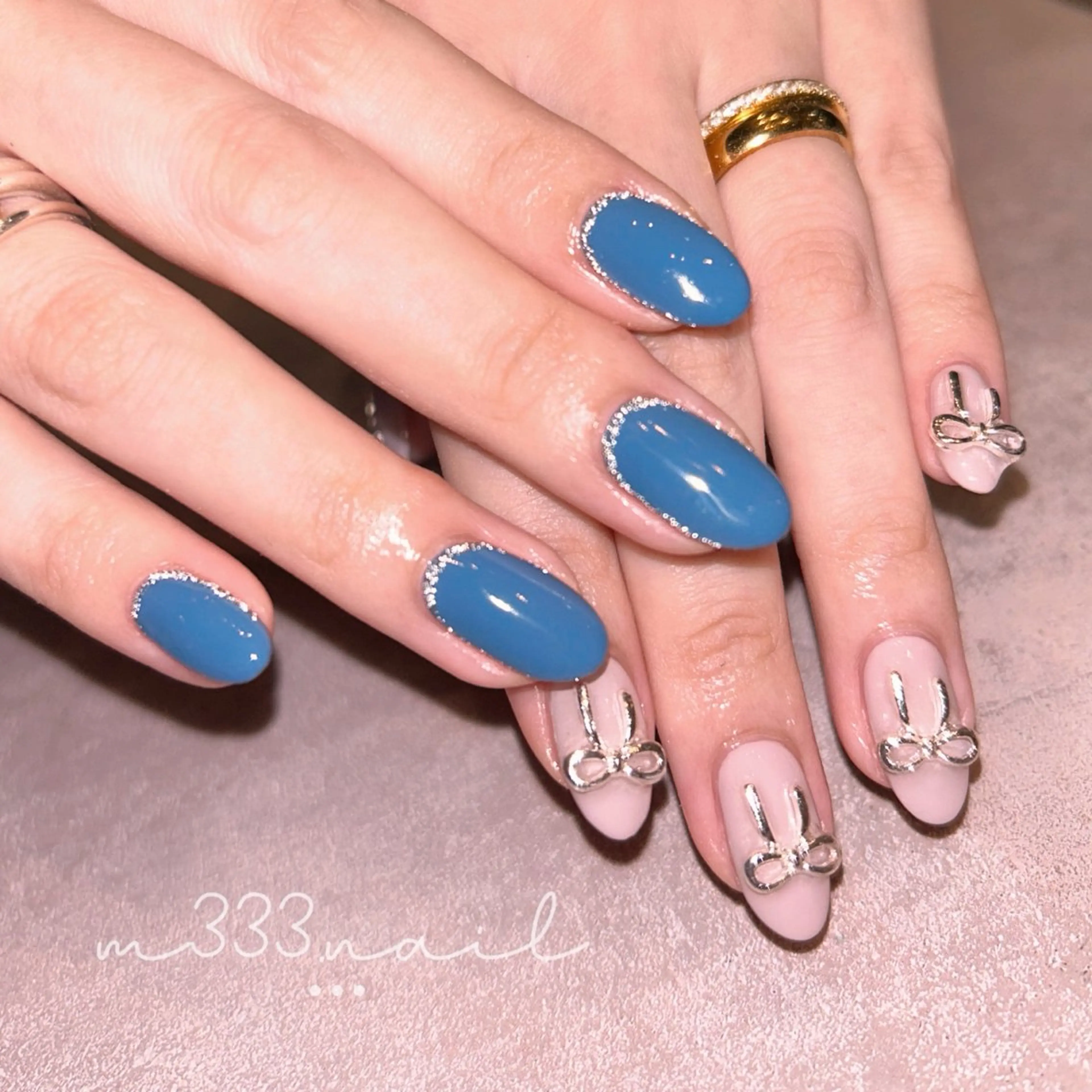 ネイル ブルー フラッシュネイル キラキラネイル ピンク リボン ハンドネイル hair MILE.所属・MILE. mukonosouのネイルデザイン