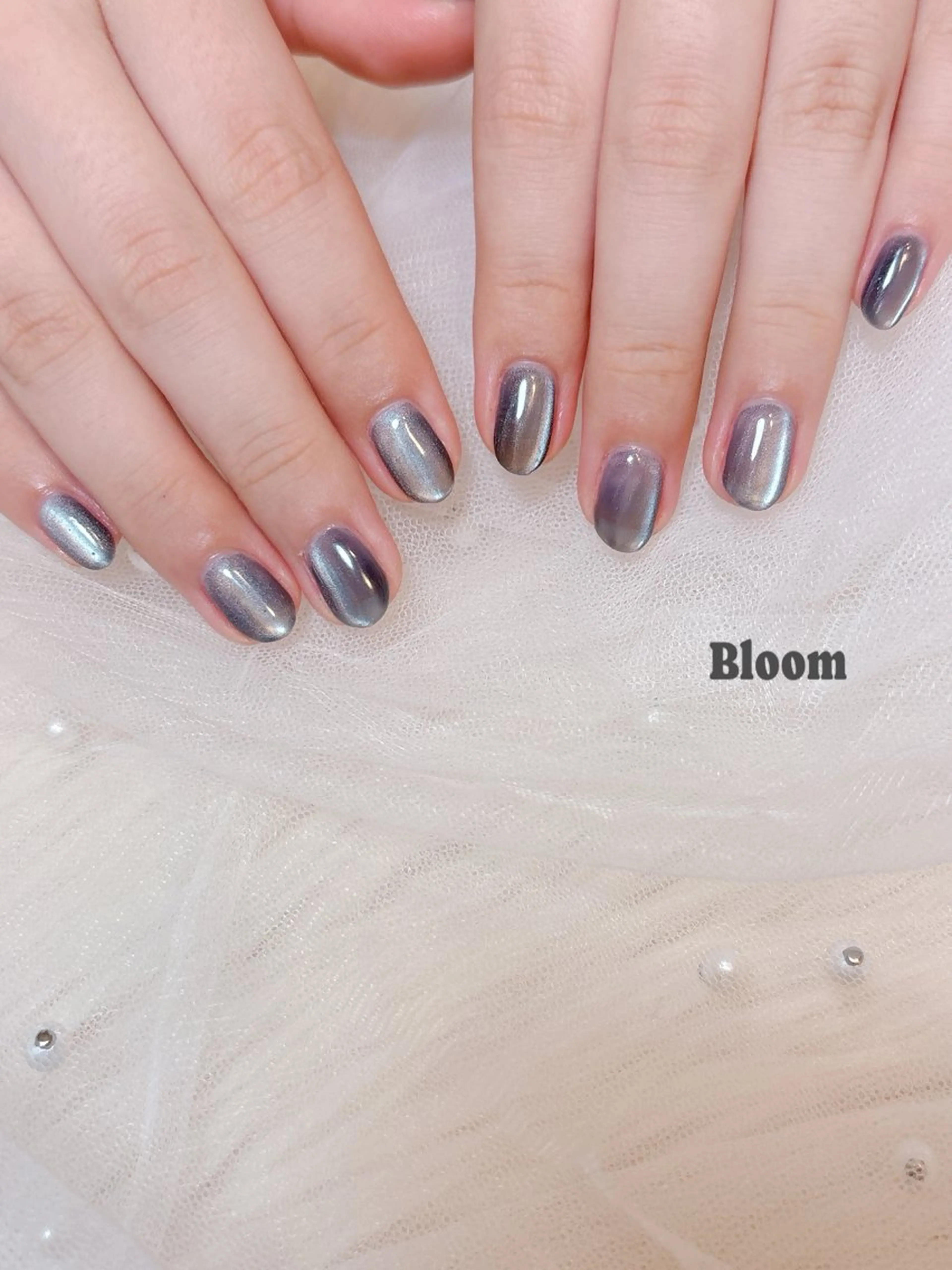 ネイル マグネットネイル マグネットワンカラー ワンカラーネイル Bloom Nail Salonのネイルデザイン
