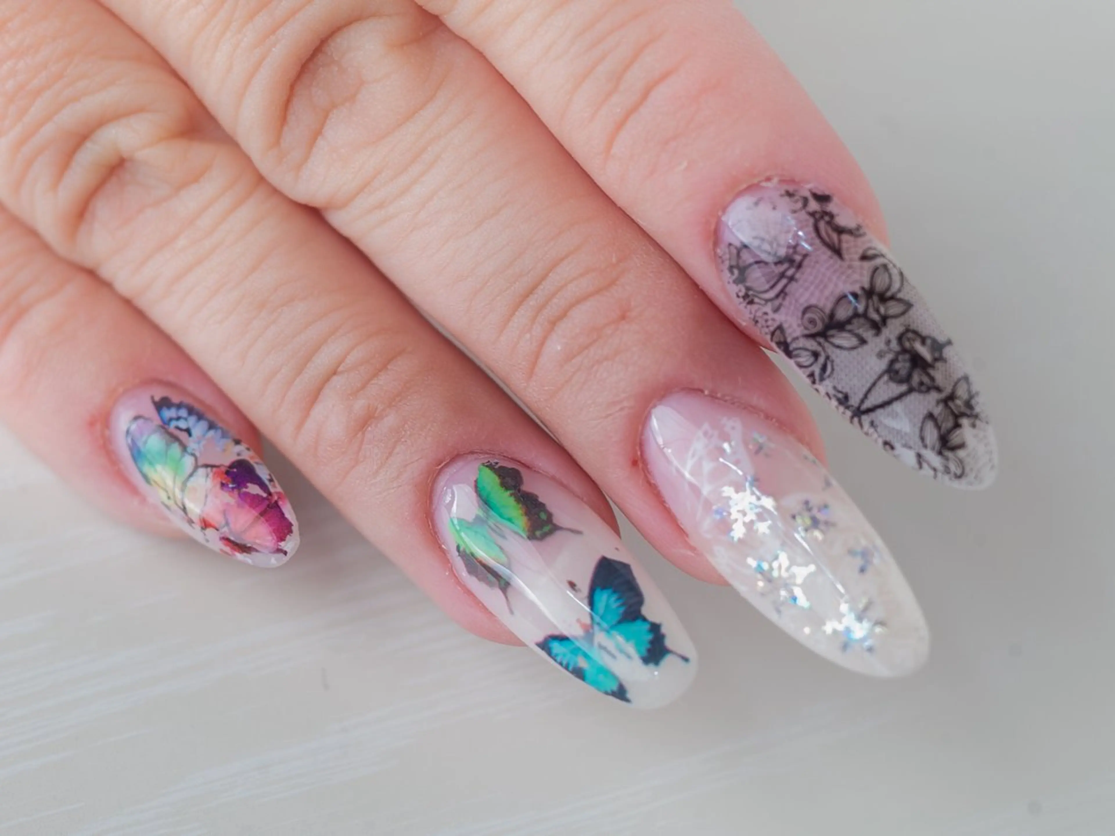 ネイル MMNail Salon所属・イパラギレ ミラグロスのネイルデザイン