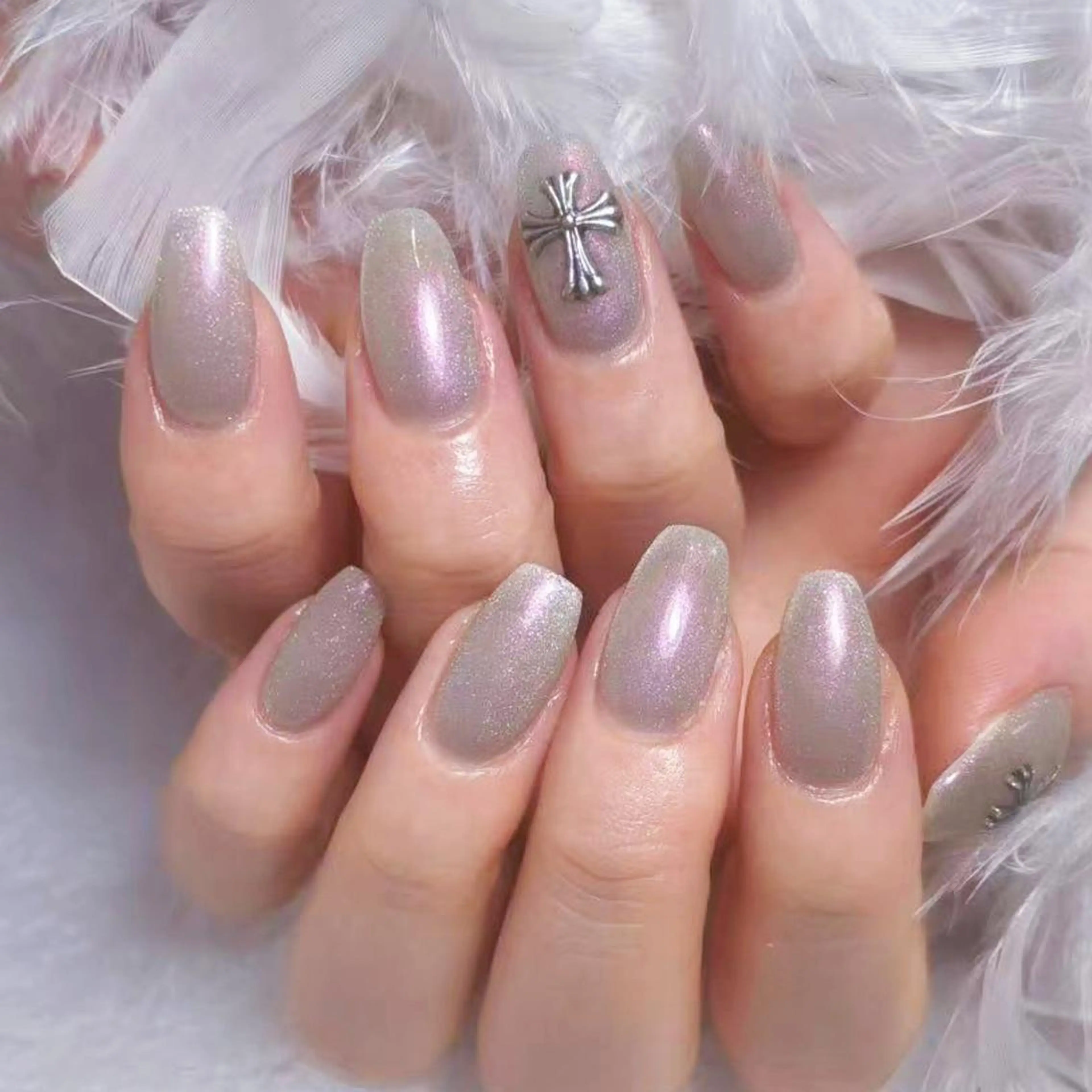 ネイル アートネイル オーロラネイル ガーリー キラキラネイル 韓国ネイル ハンドネイル ハンドケア DIAMOND NailStudioのネイルデザイン