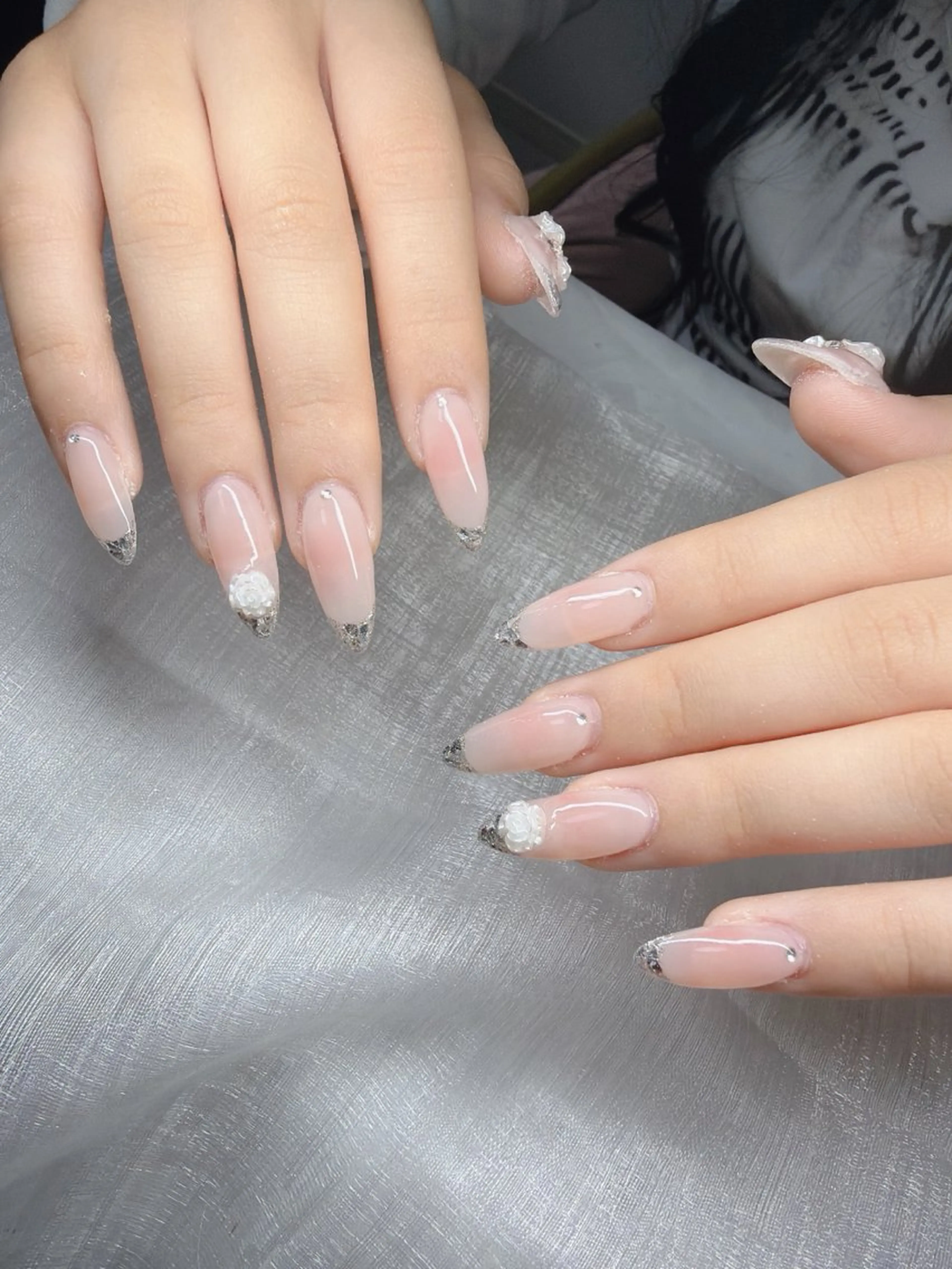 ネイル ハンドネイル Lee Nailsのネイルデザイン