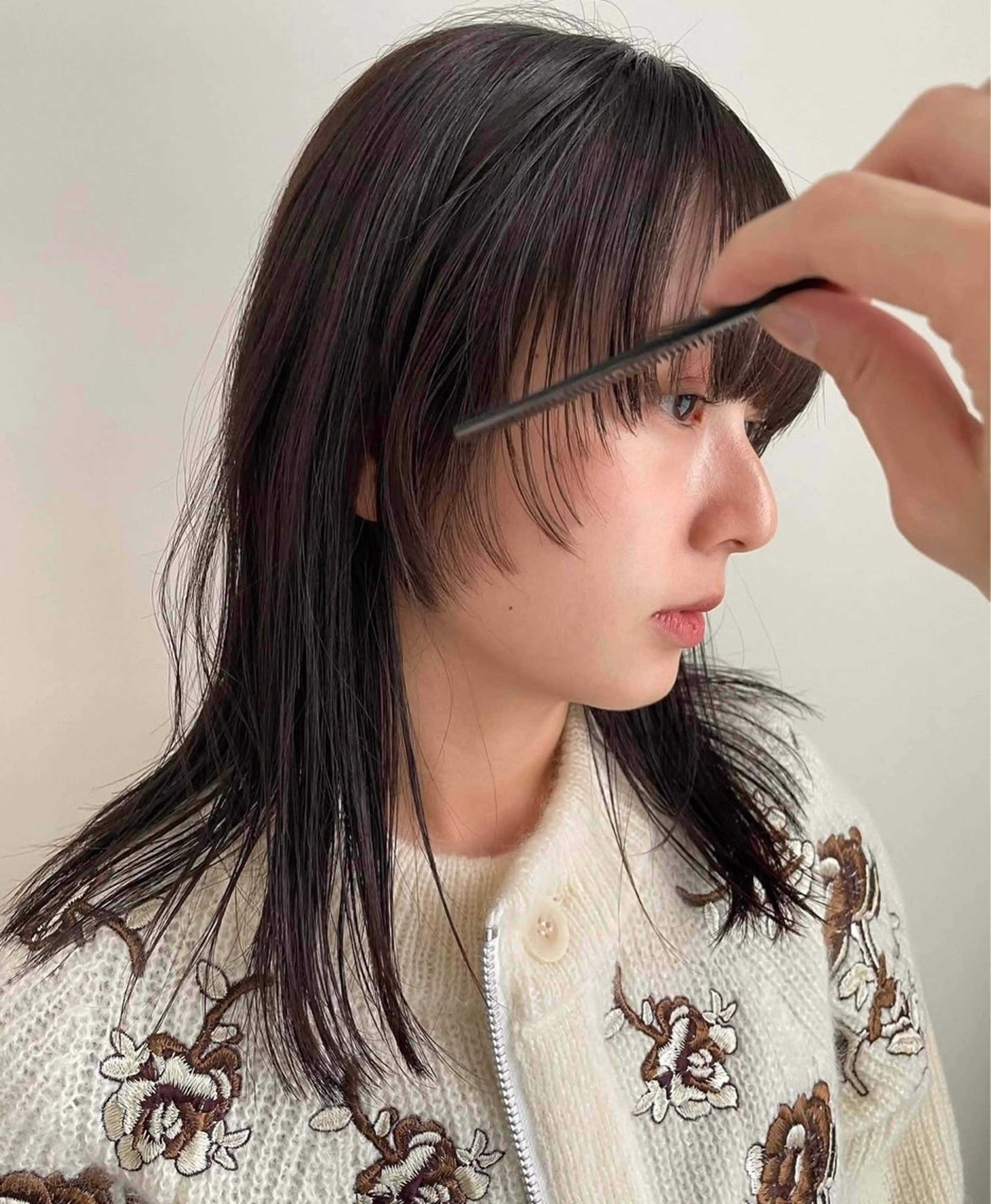 ミディアム 祐川 愛希のヘアスタイル