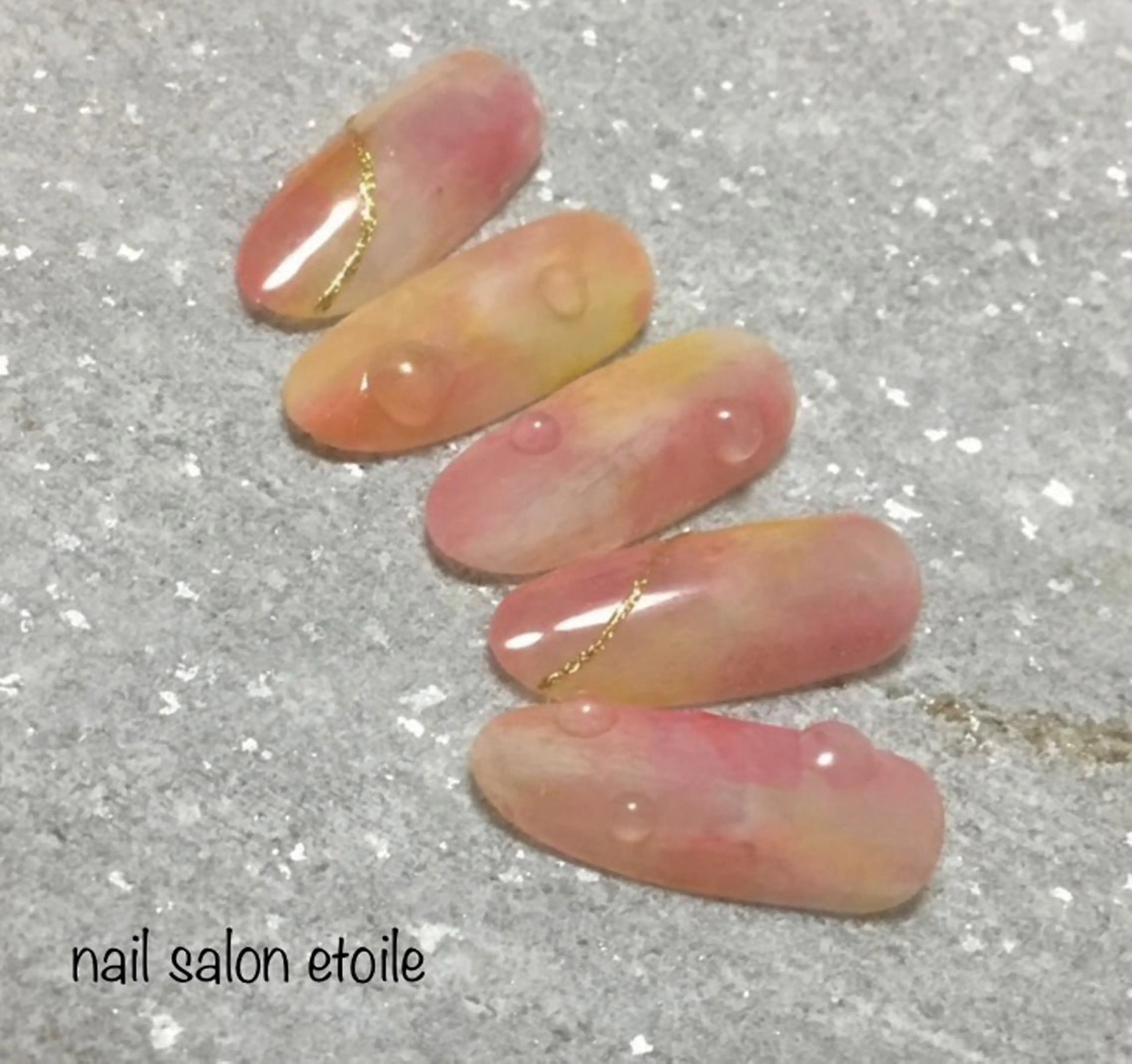 ネイル 横尾 麻里のネイルデザイン