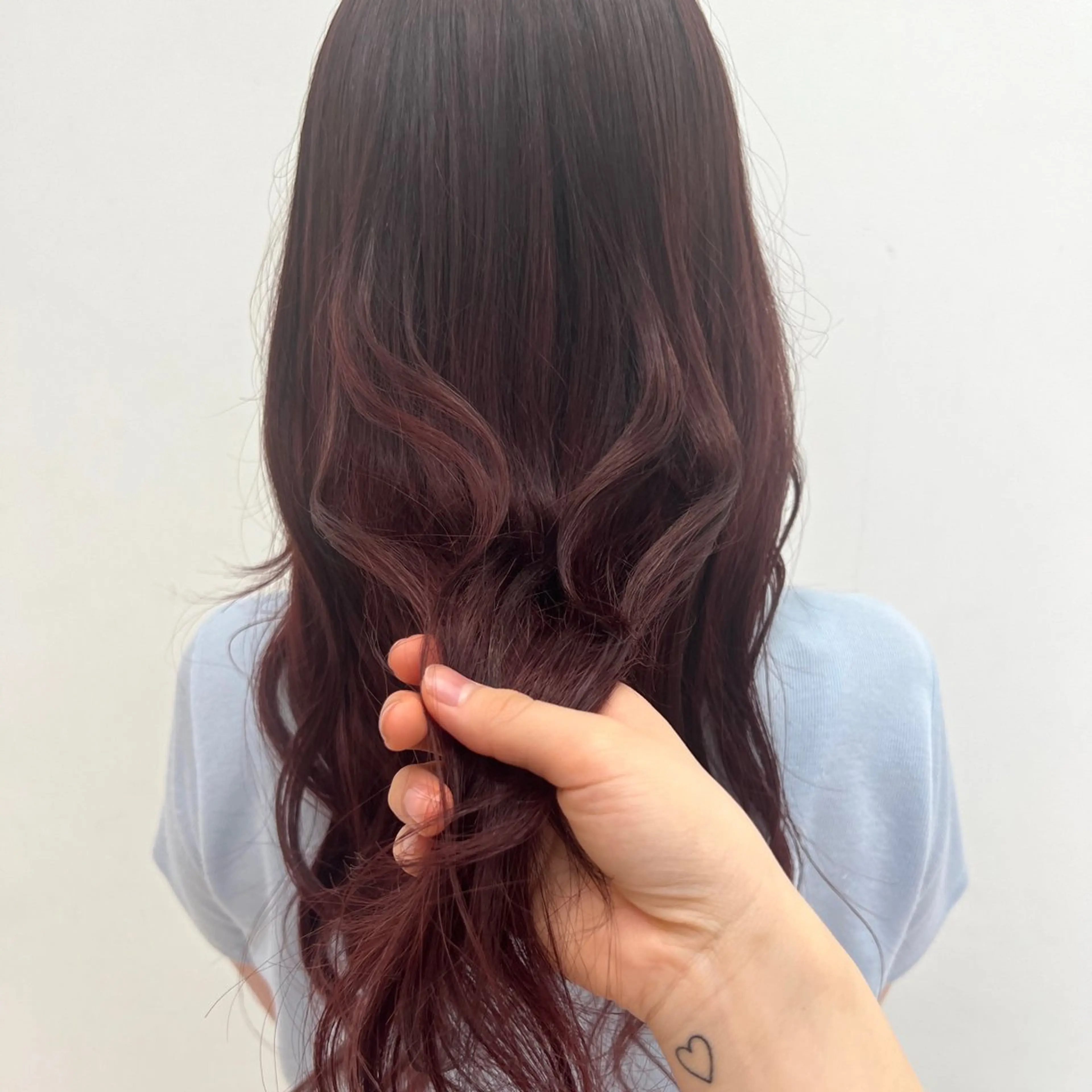 ロング カラー Shalu 相模大野店所属・💜にしむら みく💜のヘアスタイル