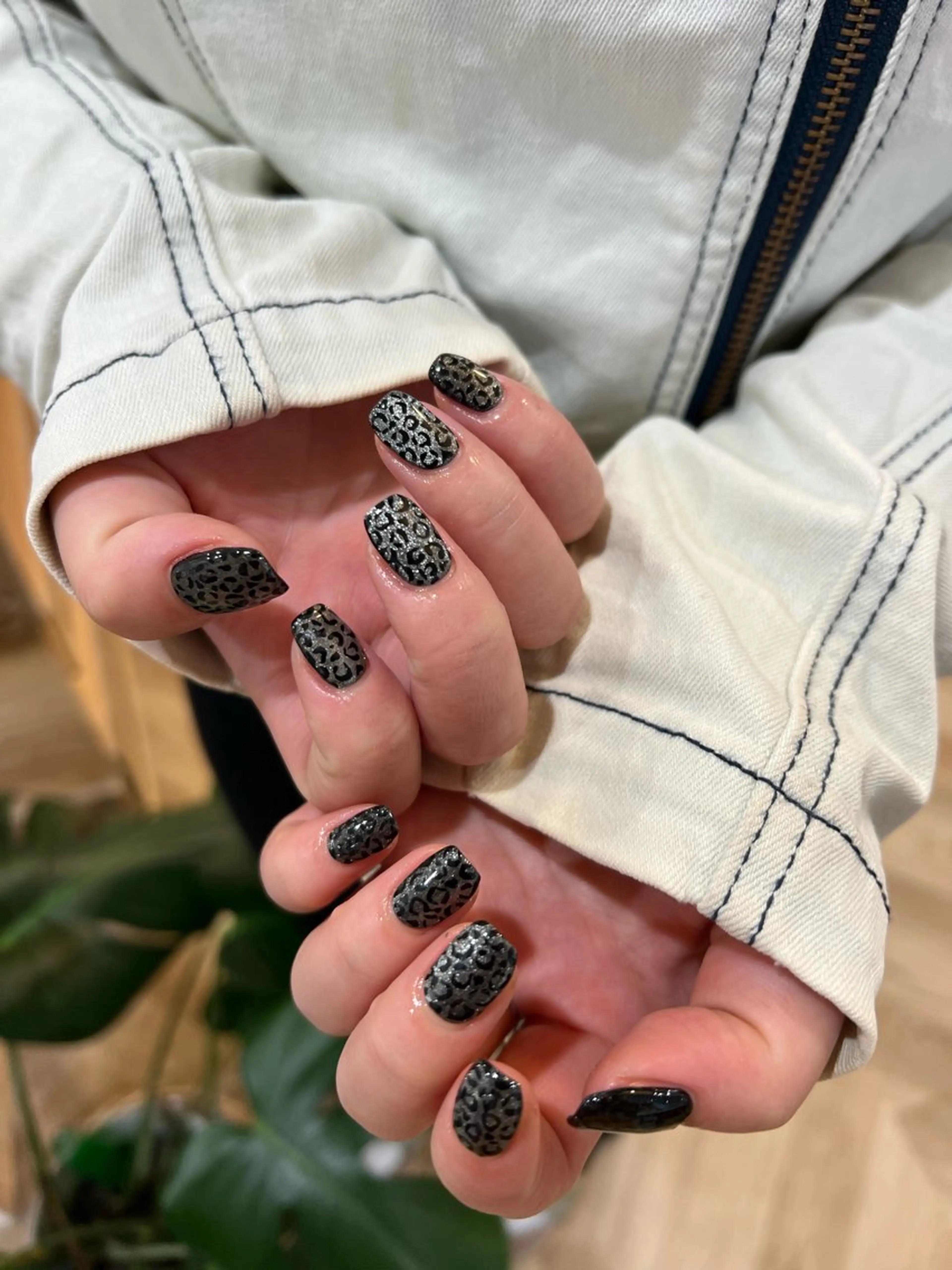 ネイル ハンドネイル フットネイル ハンドケア Nes.Nail所属・Miyagi Asamiのネイルデザイン