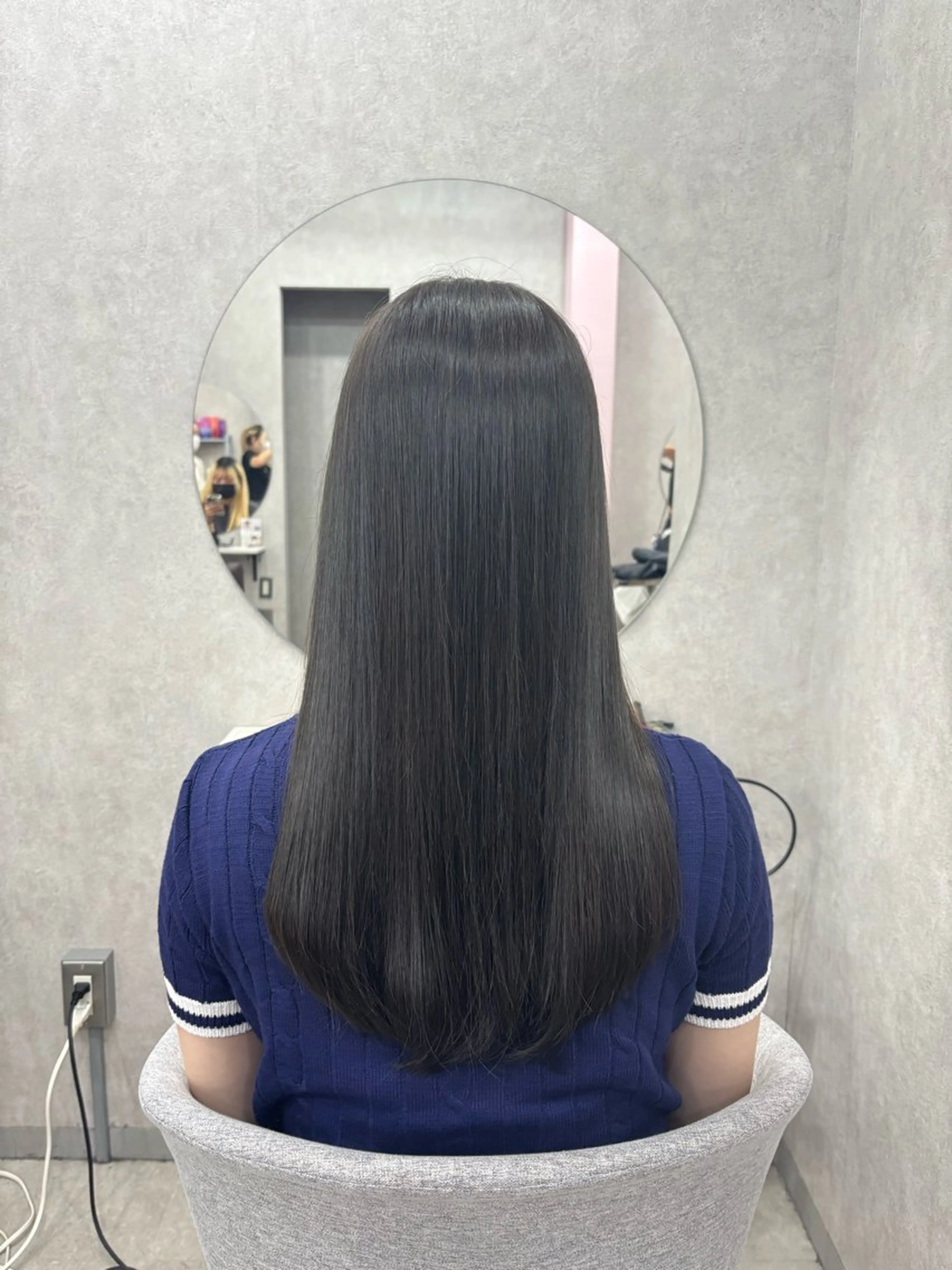 ロング カラー 倉澤 愛理のヘアスタイル