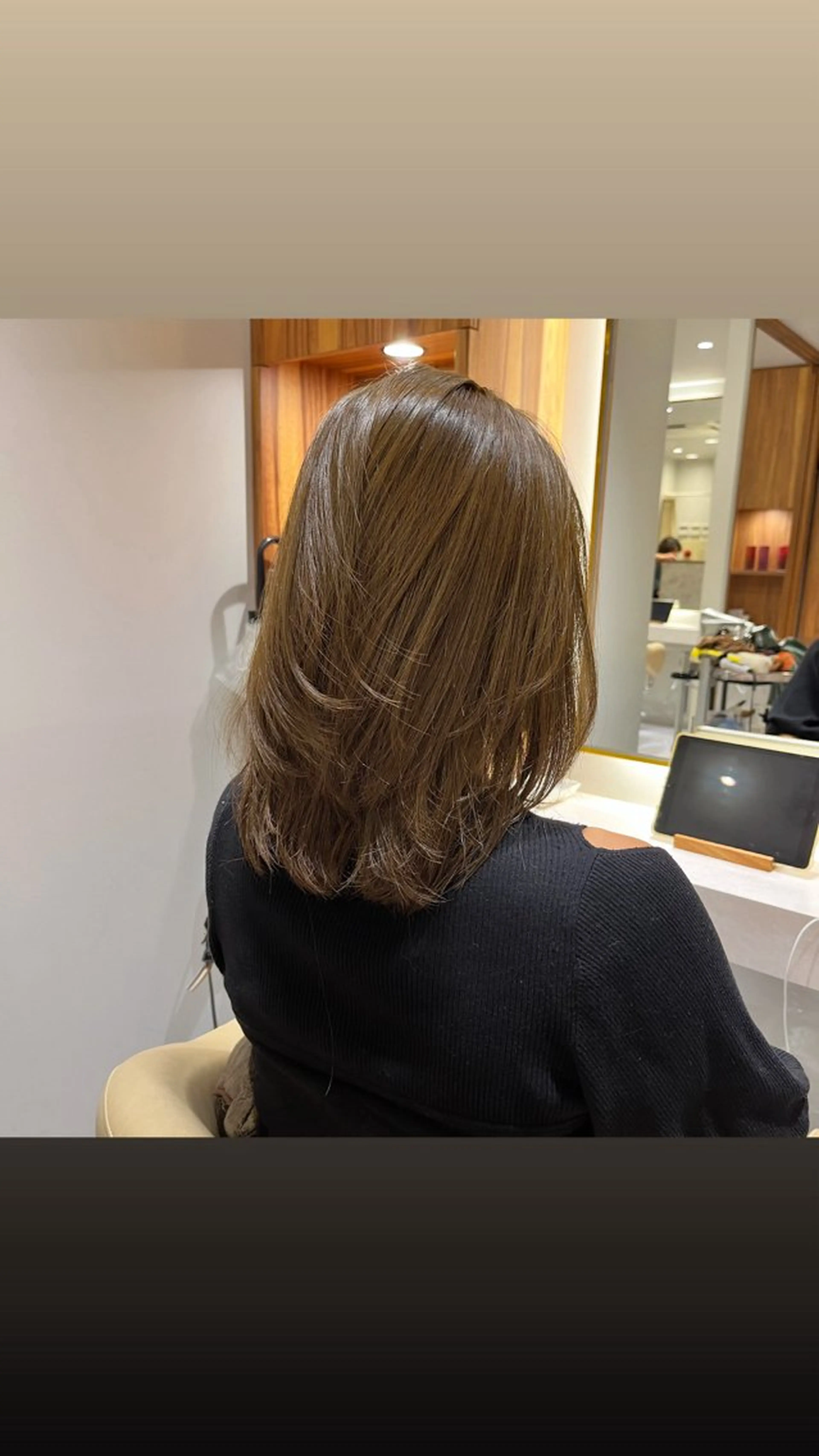セミロング 冨井 ほのかのヘアスタイル