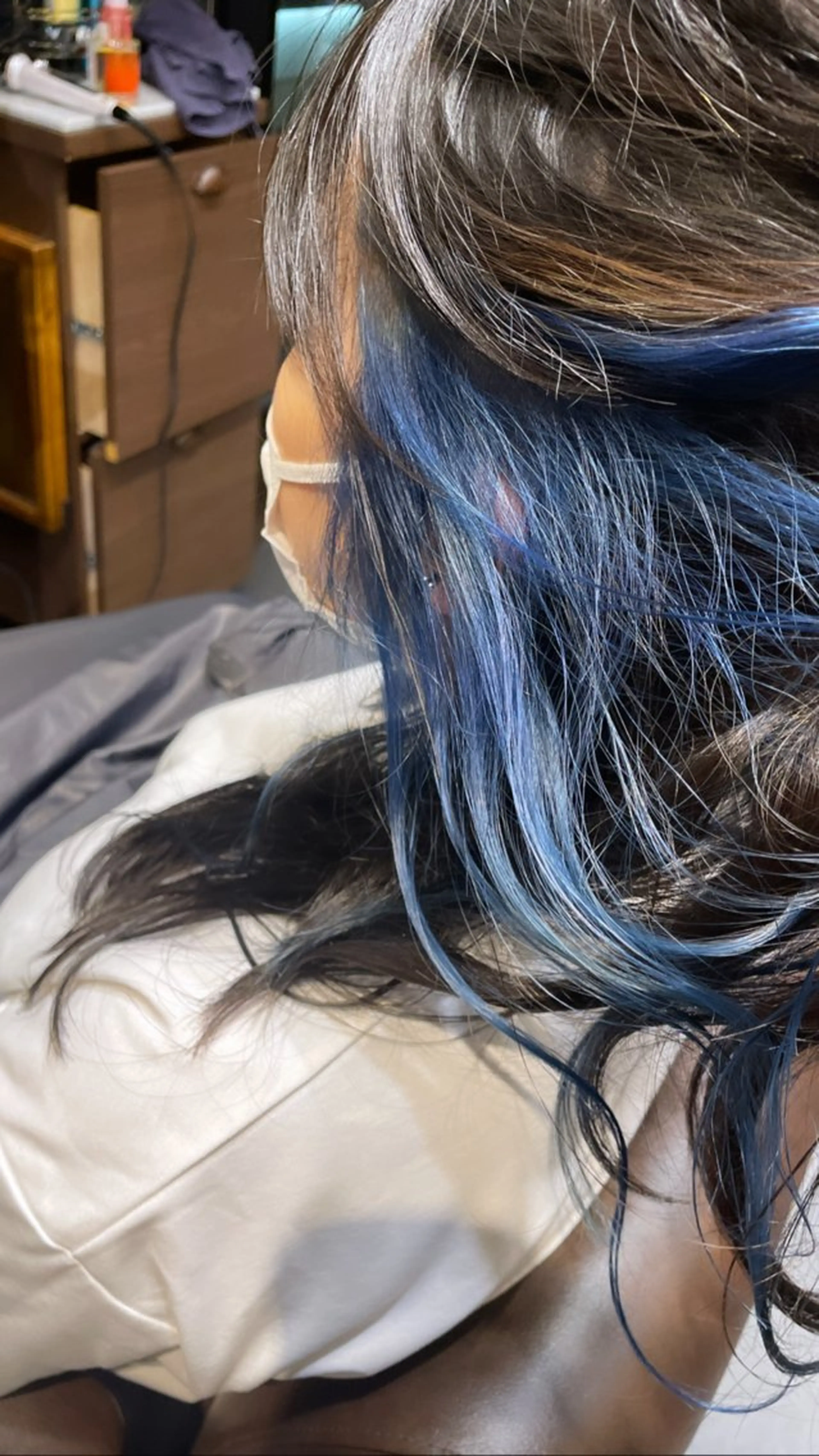 セミロング カラー ブリーチ＆縮毛矯正 🧸tomoki🧸のヘアスタイル