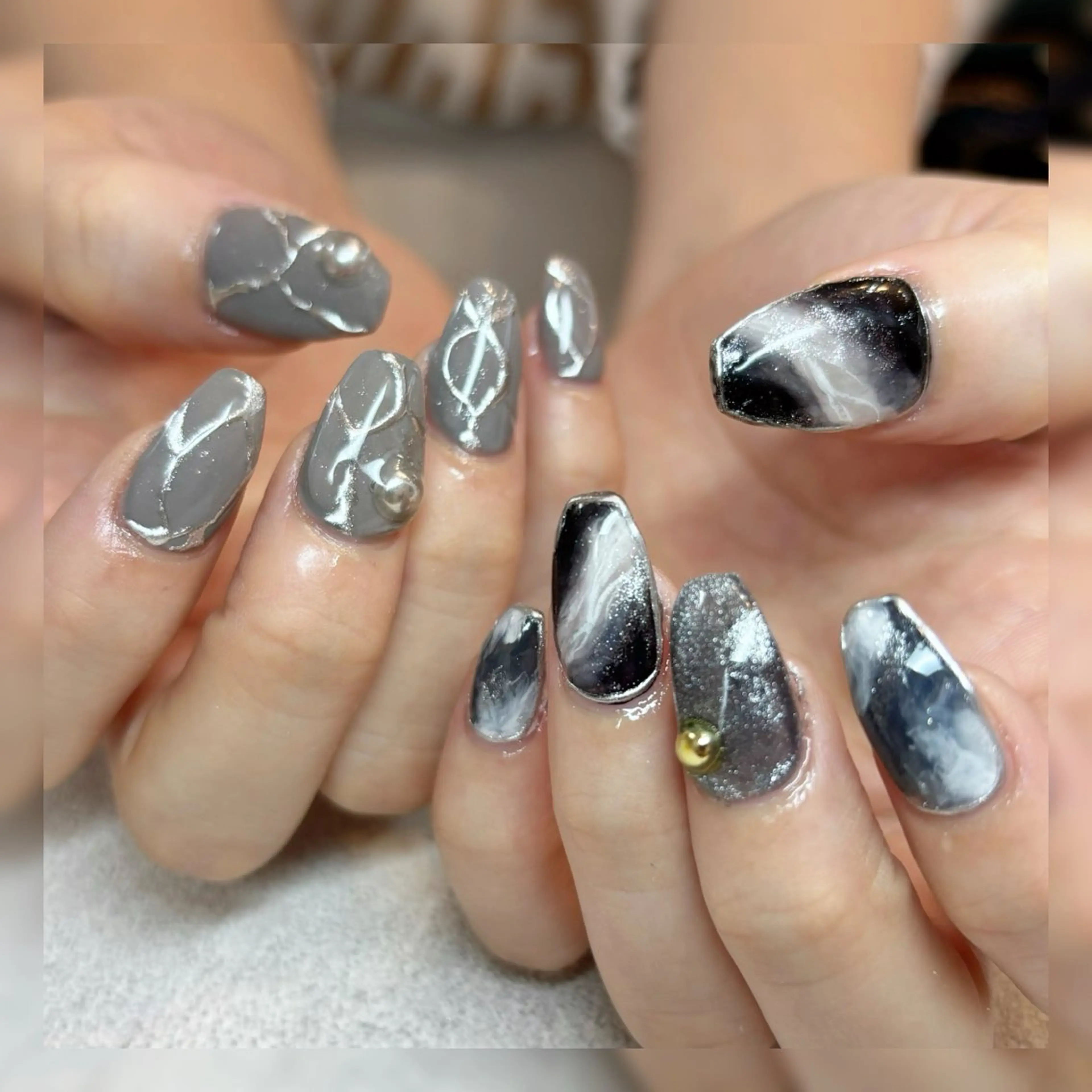 ネイル ハンドネイル 【カメレオン】 上村 祥子のヘアスタイル