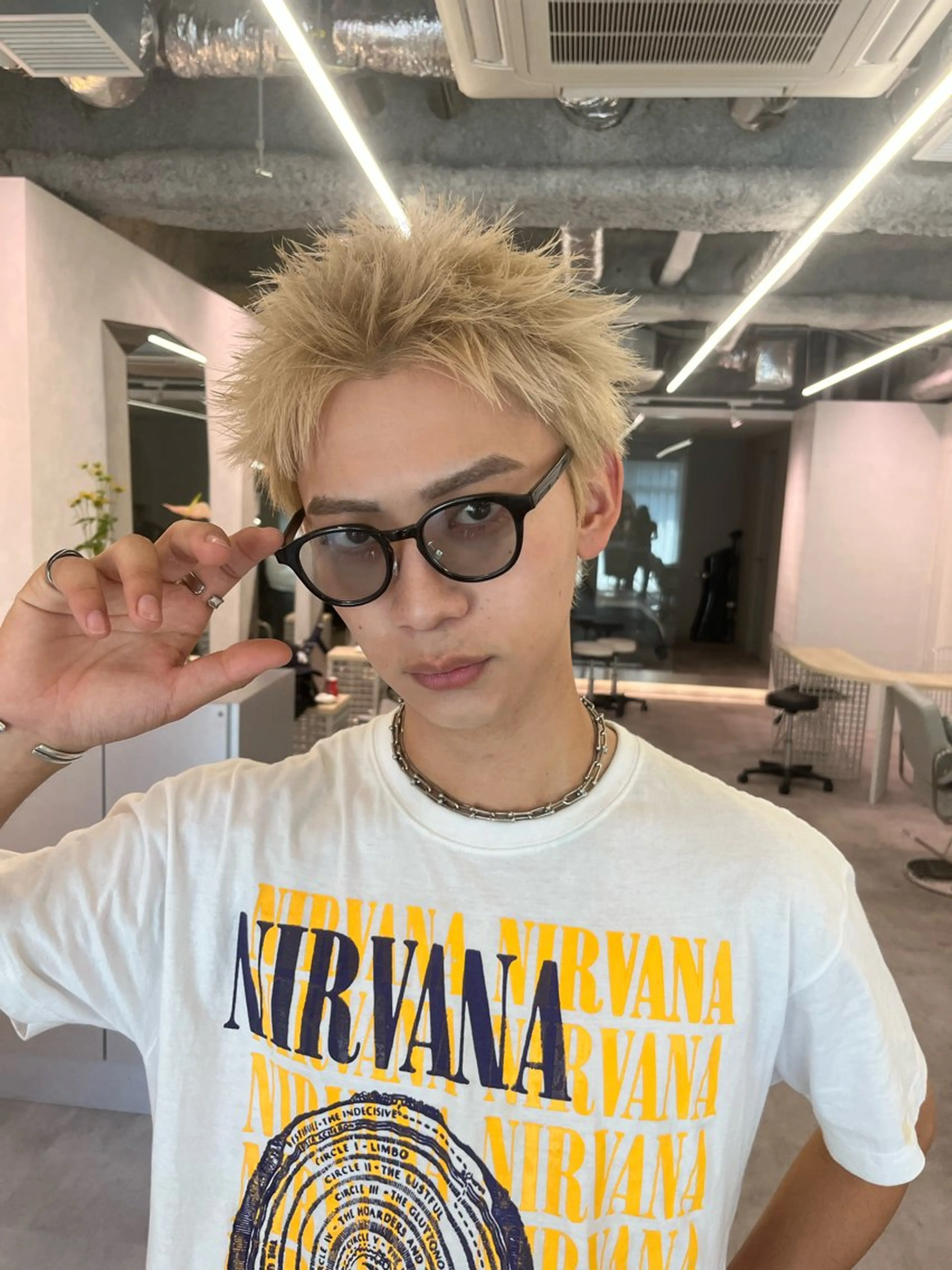 メンズ スパイキーショート カット ヘアカラー メンズ特化美容師 水野友貴のヘアスタイル