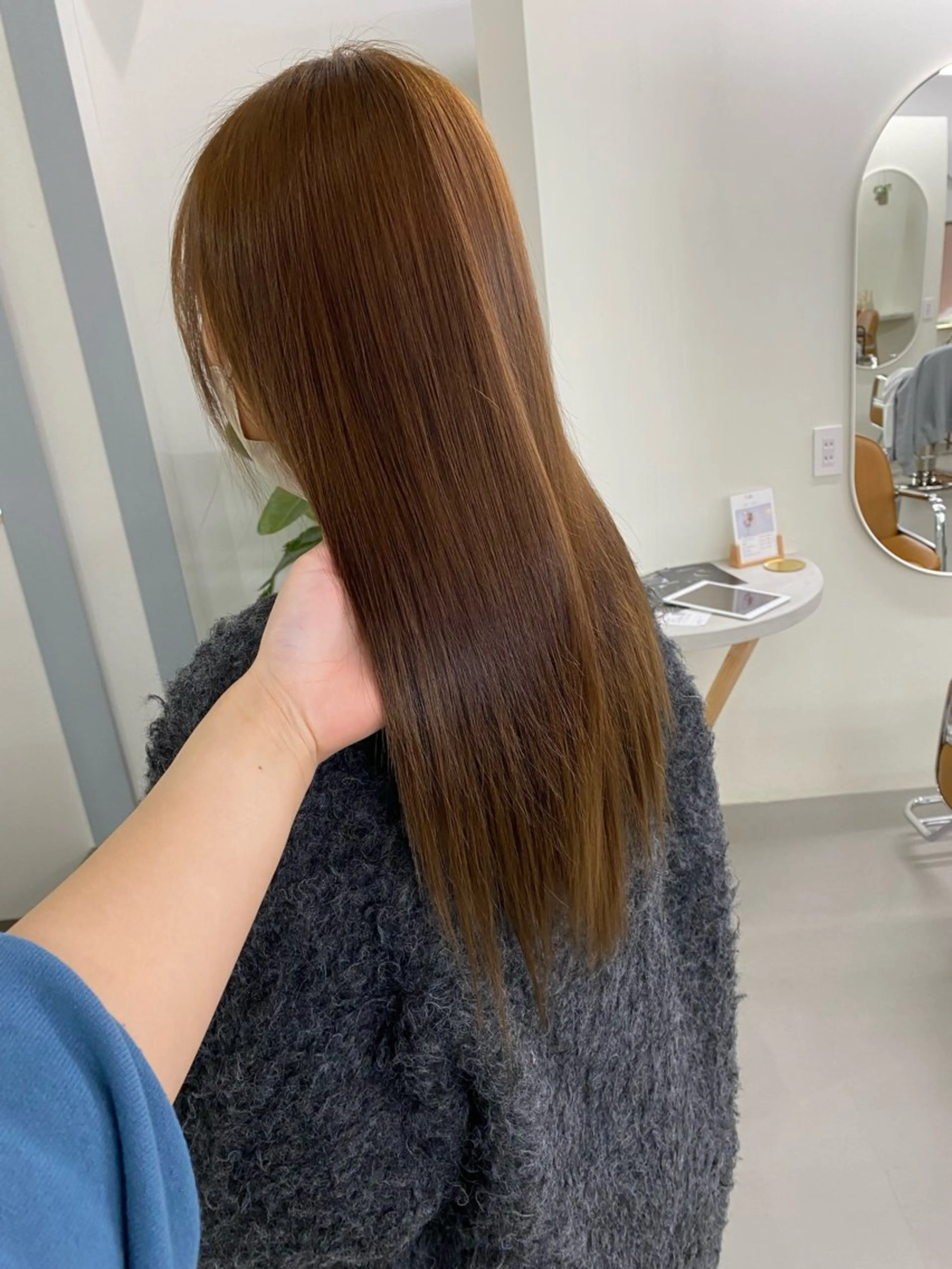 カラー グレージュ fab.所属・檜 果歩のヘアスタイル