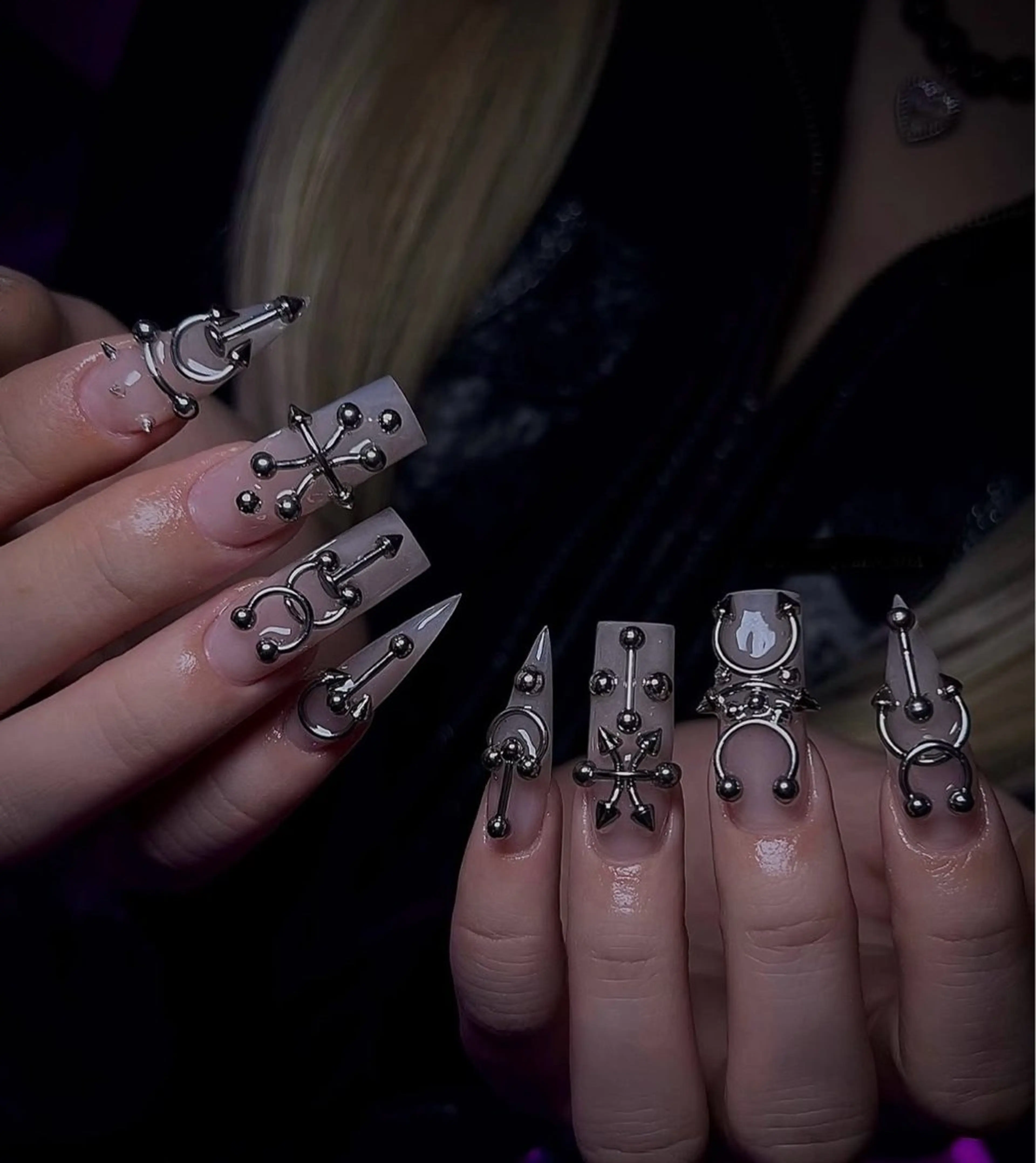 ネイル フレンチネイル ジェルネイル 韓国ネイル マグネットネイル ネイルチップ Rin Nail 新大久保店のネイルデザイン