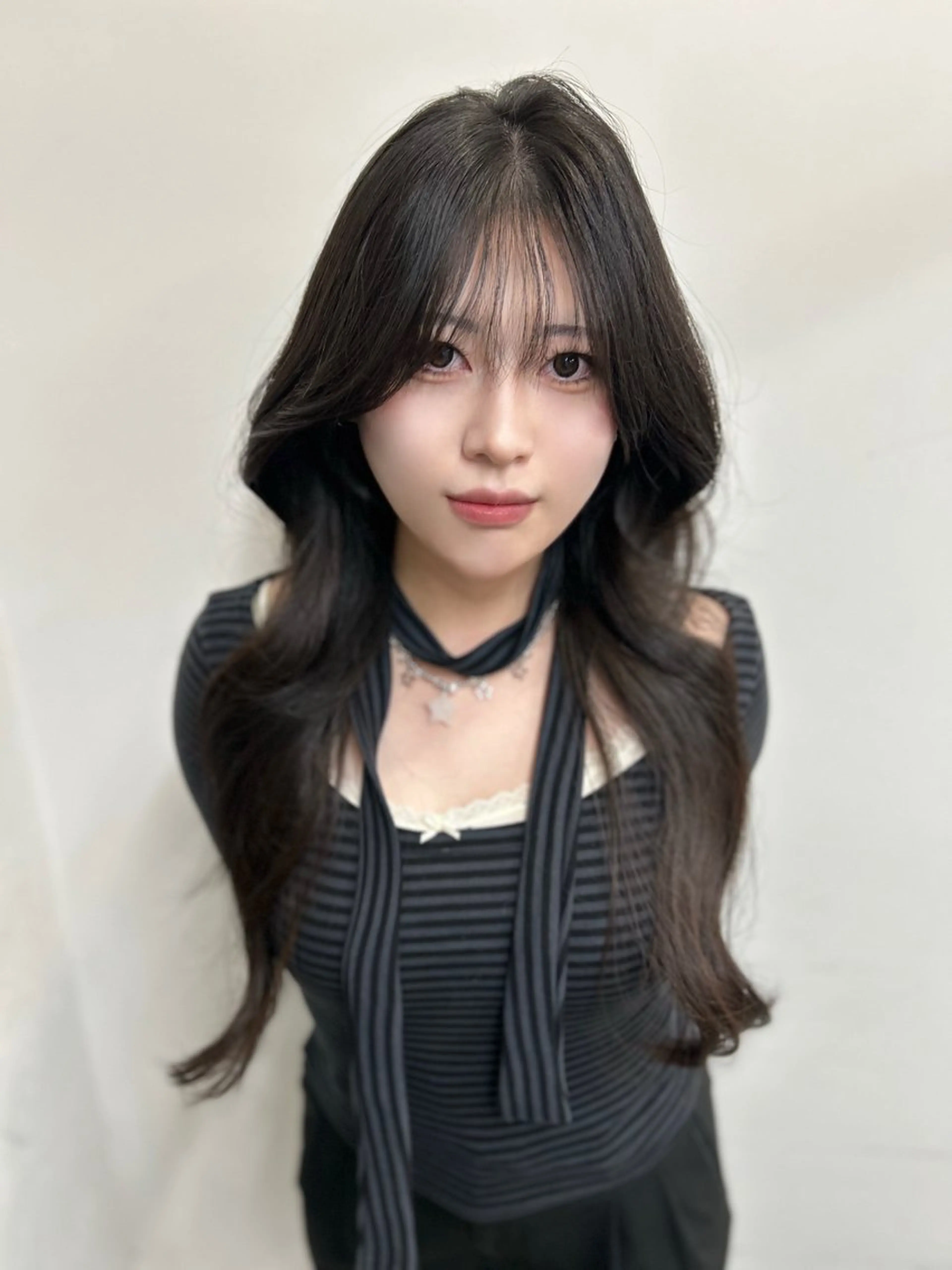 ロング ボブ 顔まわりレイヤー 韓国風ヘア レイヤーカット ロング ヘアカラー トリートメント sunc所属・梅田l大人韓国ヘア レイヤー×艶カラーのヘアスタイル