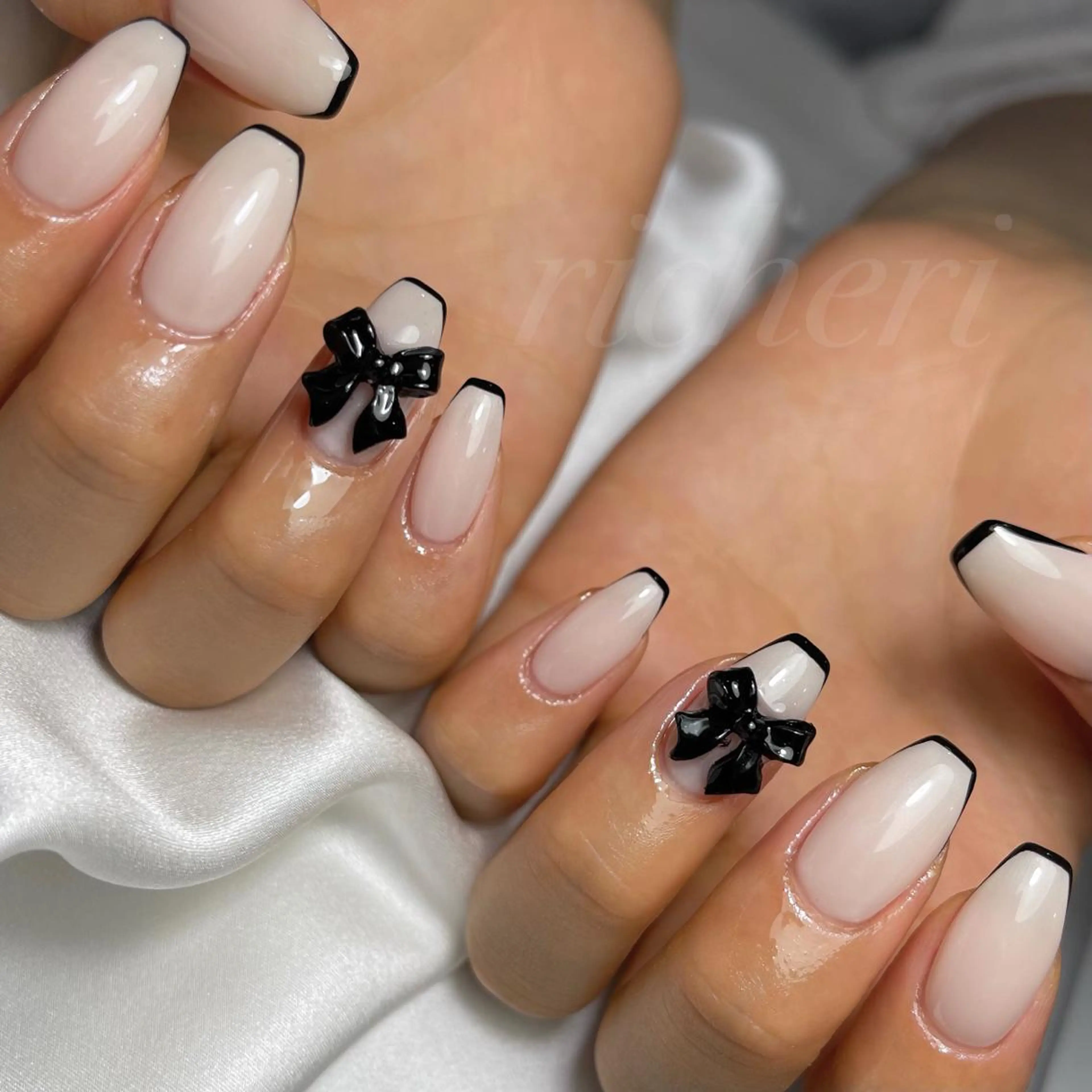 ミディアム ネイル ハンドネイル richeri beautyのエステ・リラクイメージ