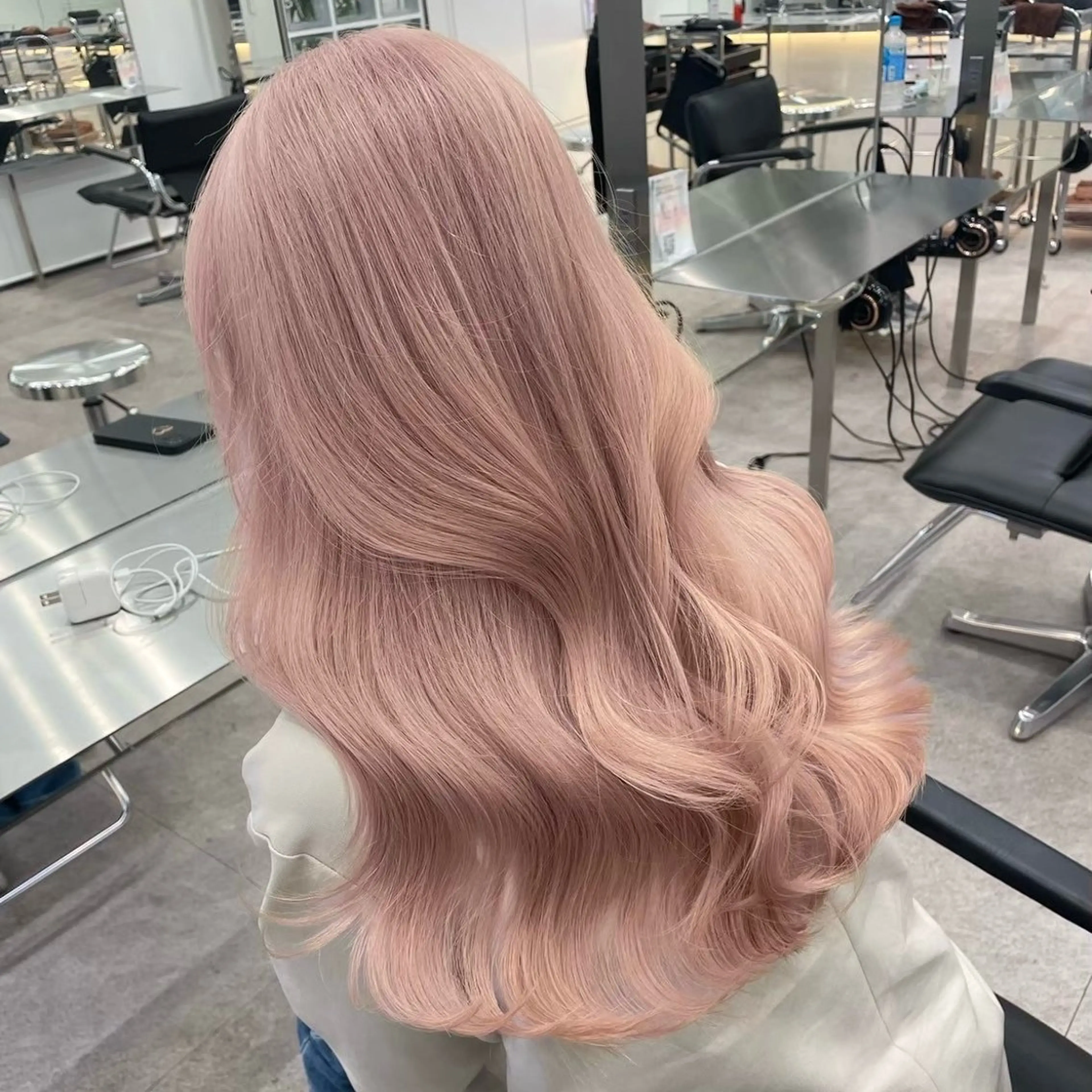 ロング カラー ヘアカラー ミルクティーベージュ /sara💛のヘアスタイル