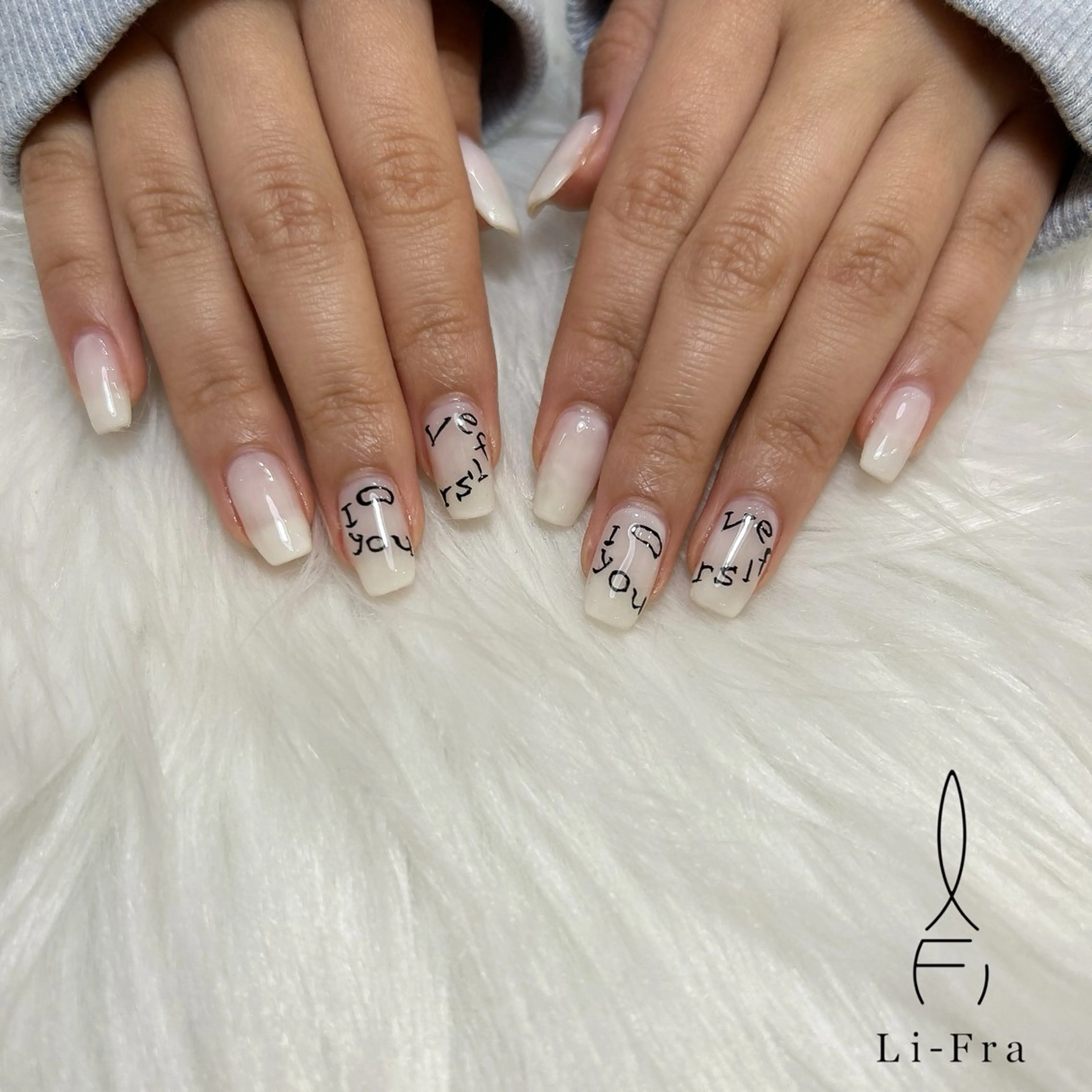 ネイル lifra MANAKAのネイルデザイン