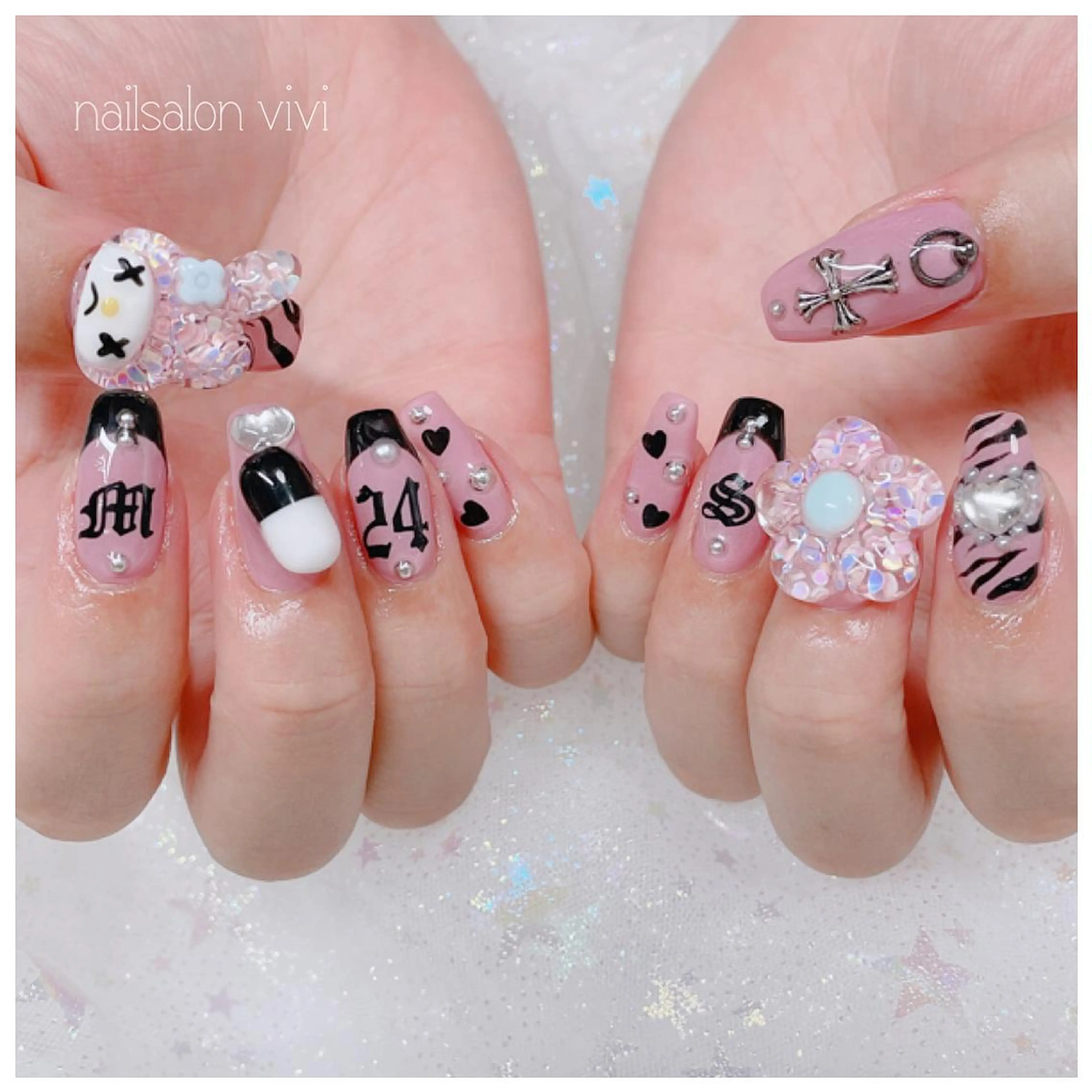 ネイル ＶＩＶＩ nailsalonのネイルデザイン