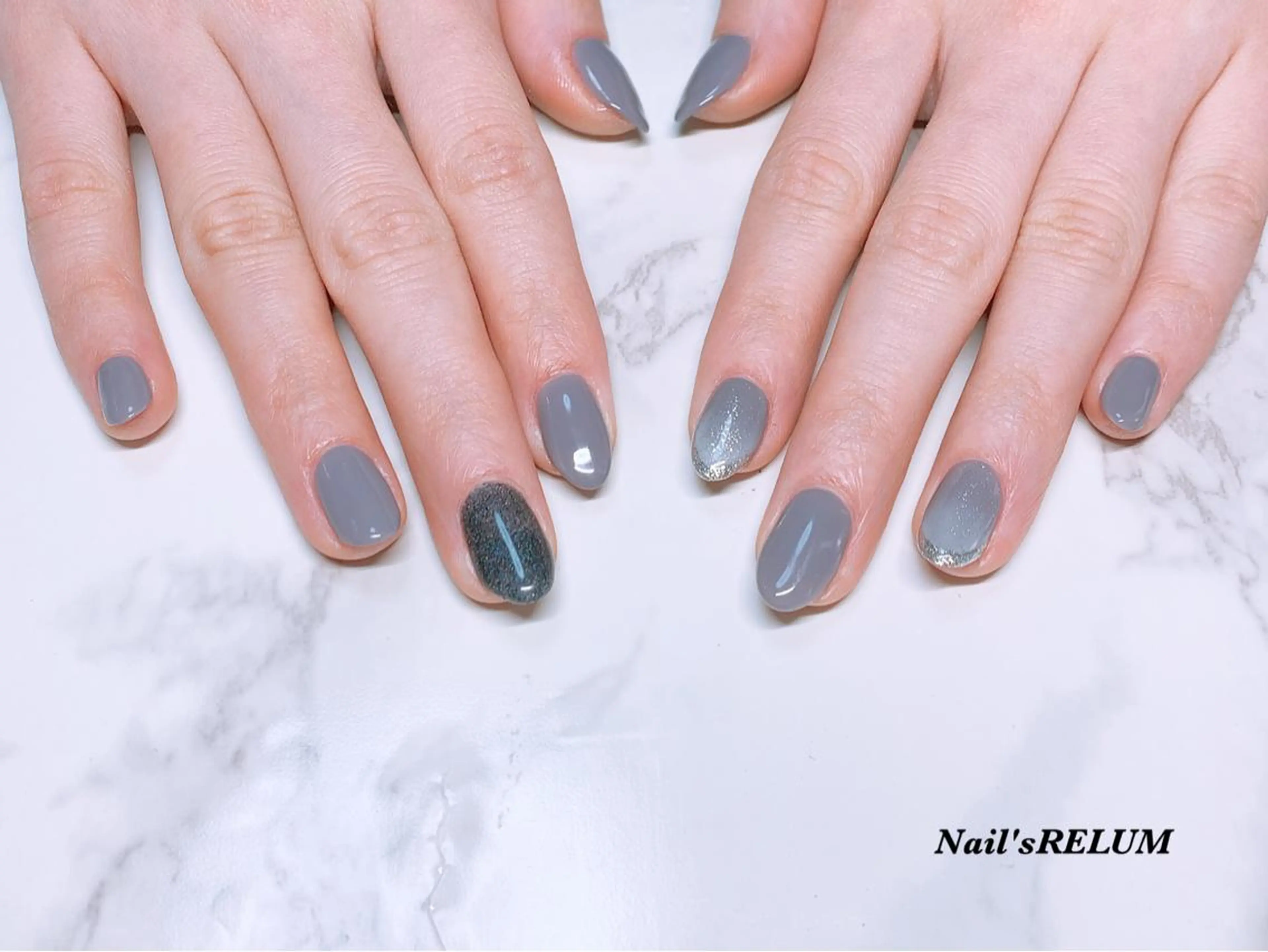 ネイル アートネイル THECOLORS所属・近貞 莉奈のネイルデザイン