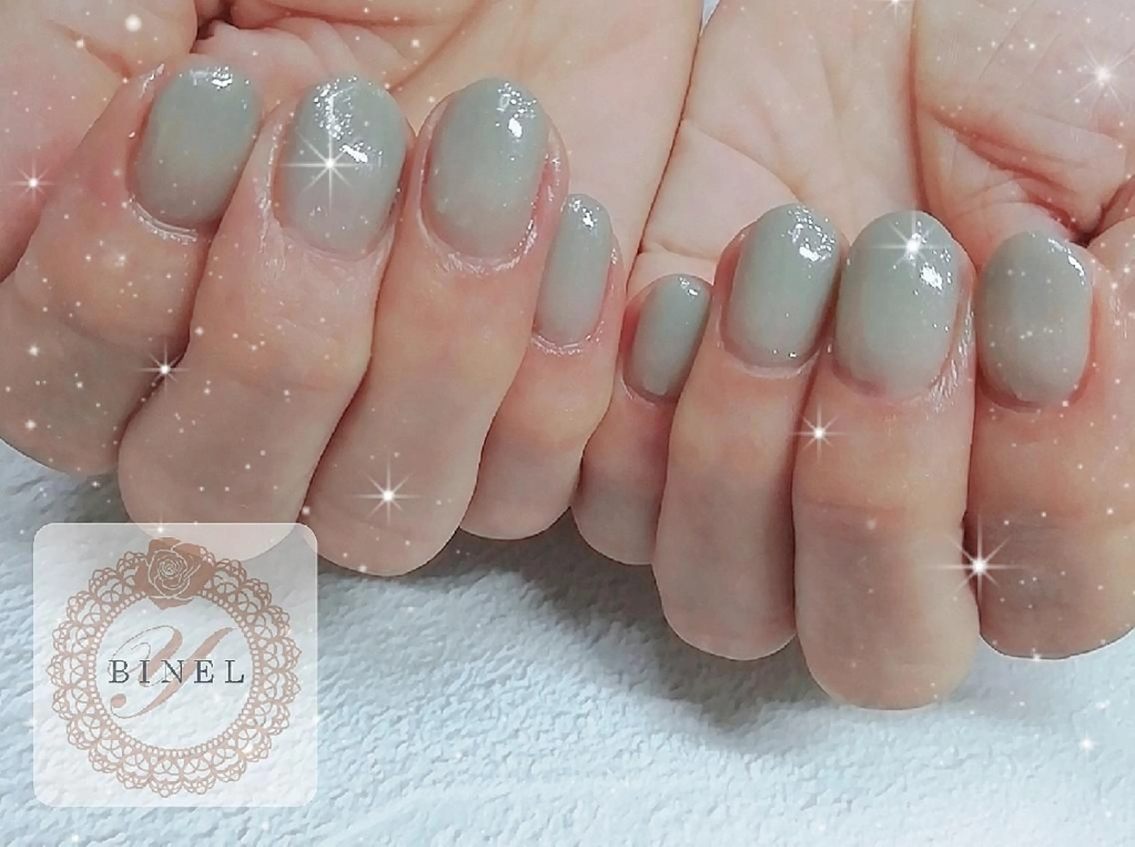 ネイル グラデーション ピスタチオネイル ハンドネイル Nail Salon Y.BINELのネイルデザイン