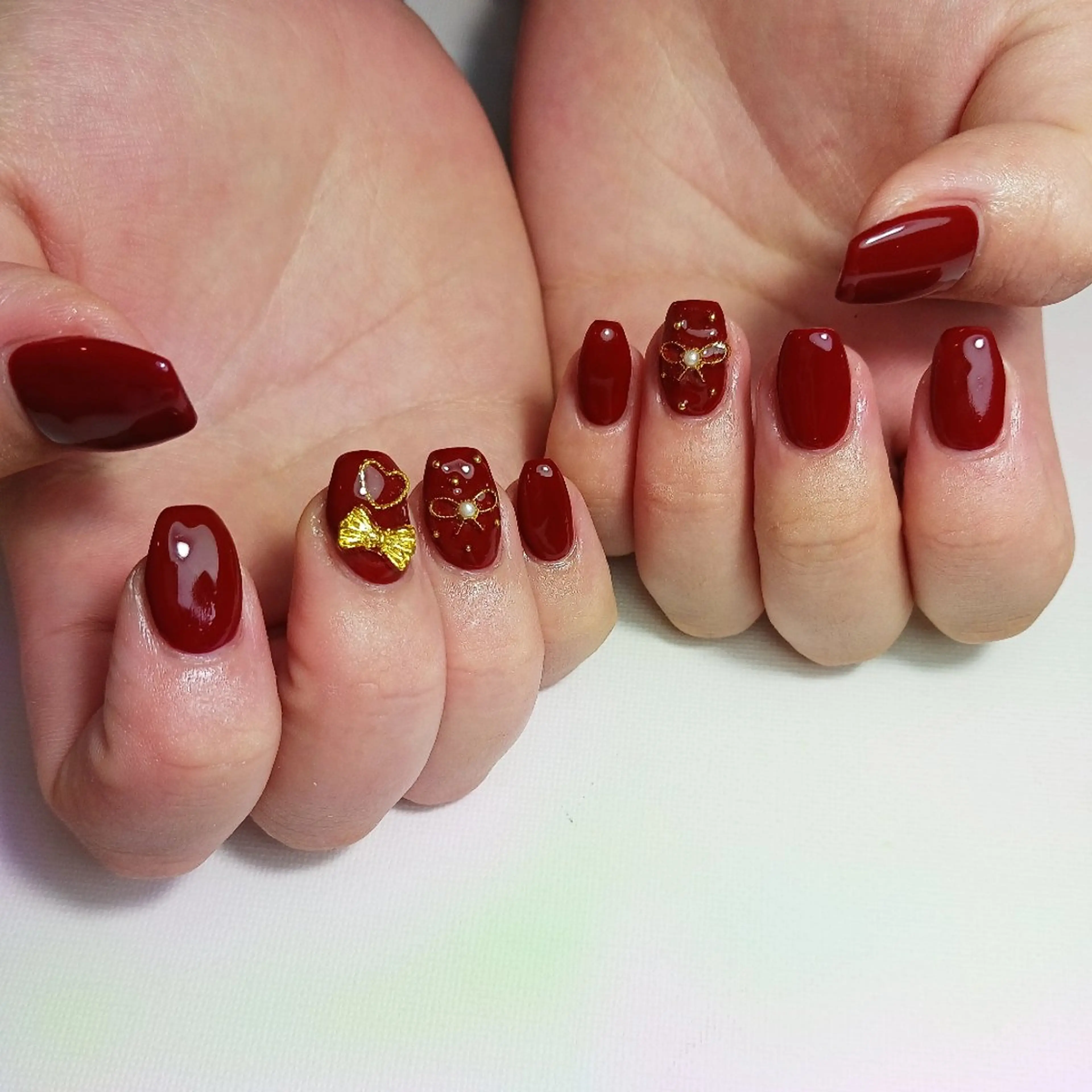 ネイル ボルドー ジェルネイル 持ち込み リボン ショートネイル ハンドネイル owlnail /持込みデザイン専門のネイルデザイン