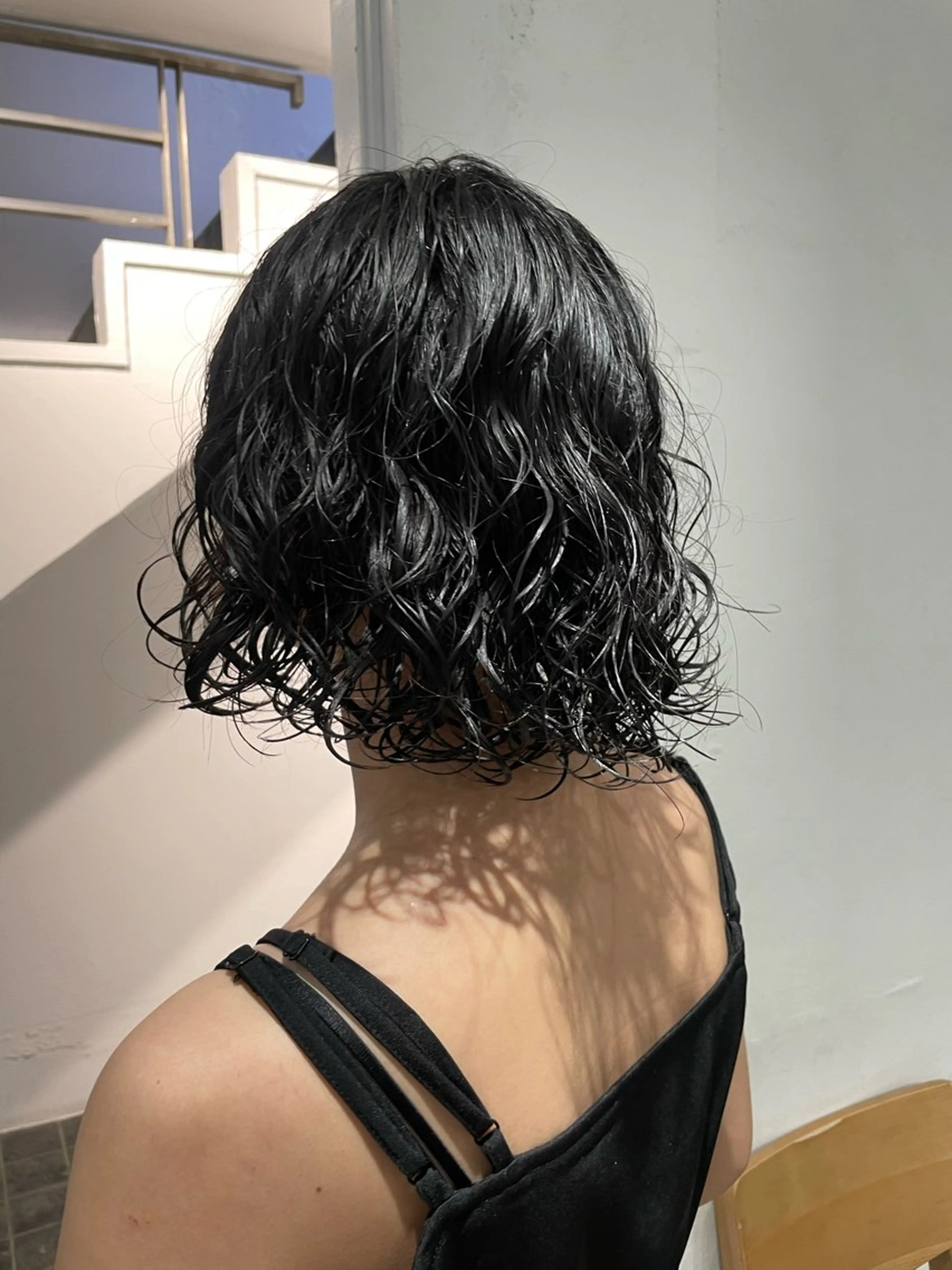 ミディアム パーマ ミディアムパーマ パーマ スパイラルパーマ 🌐hina⭐️のヘアスタイル