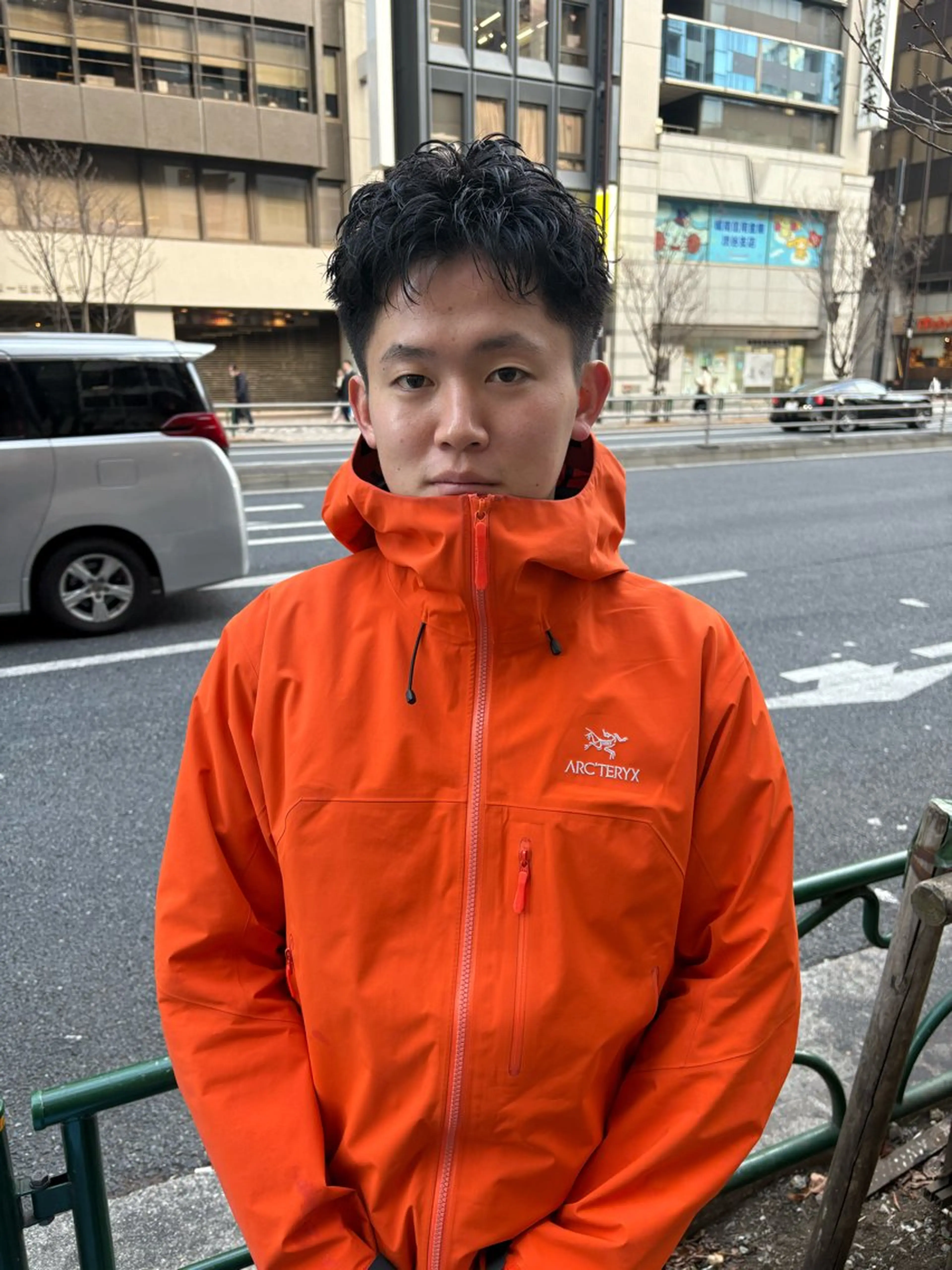 ショート パーマ メンズ メンズブリーチ フェザーパーマ メンズハイライト メンズインナーカラー メンズパーマ カット charme所属・💈メンズ特化美容師 ✂︎伊藤大輝💈のヘアスタイル